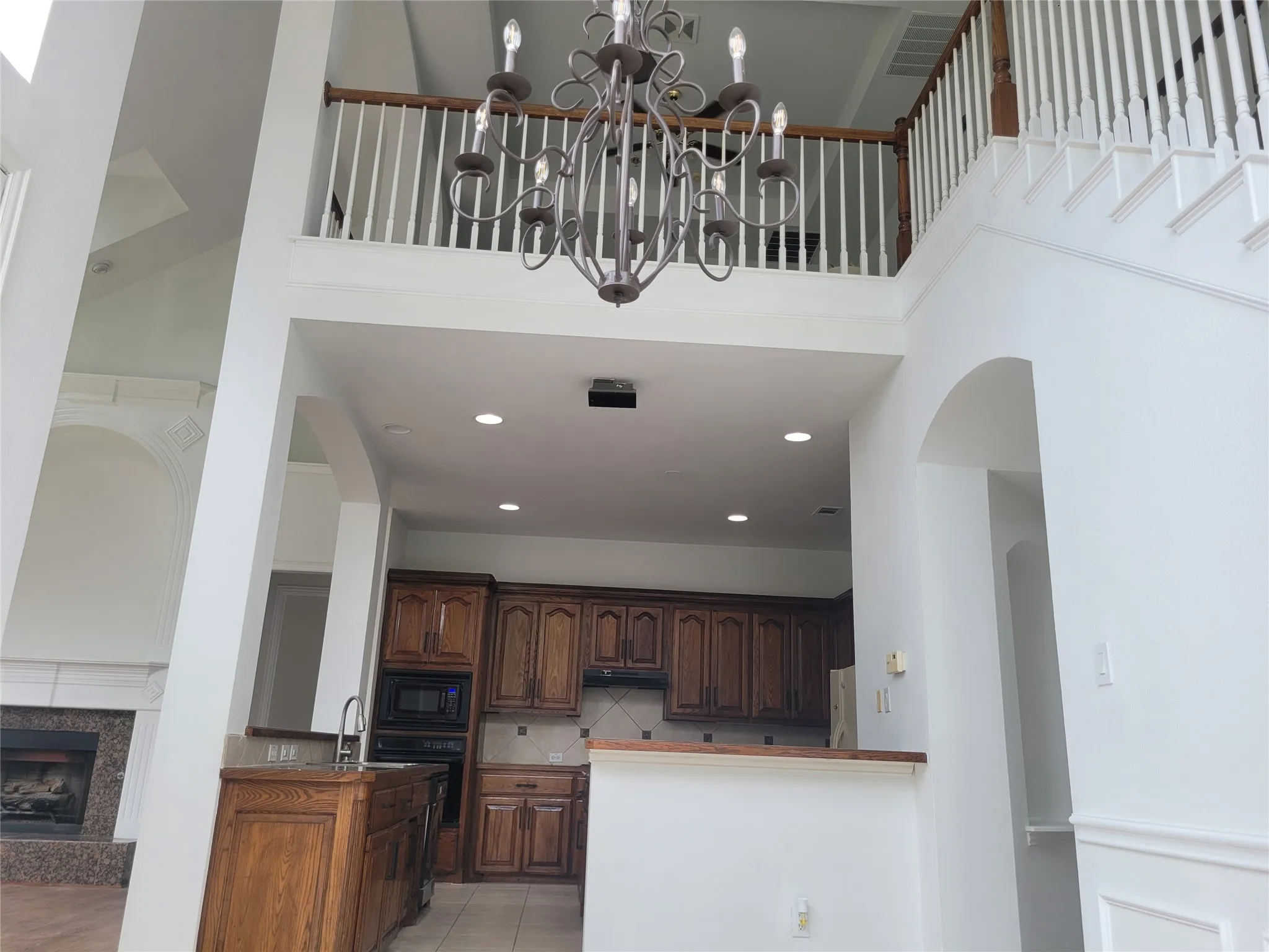 Single Family Residence For Sale in Dallas County , 4509 Brittany Drive, Rowlett, Texas 75088, 5 Bedroom, 4 Bathroom, 2 Garage spaces, 3,623 Sqft, built in 1999, mls#21348245, Real Estate Agent in Rowlett, Homes For Sale in Dallas county, Homes For Sale in Rowlett, Realtor in Rowlett Texas, Real Estate Brokerage Independent Realty Texas, Luminita Cordes Realtor