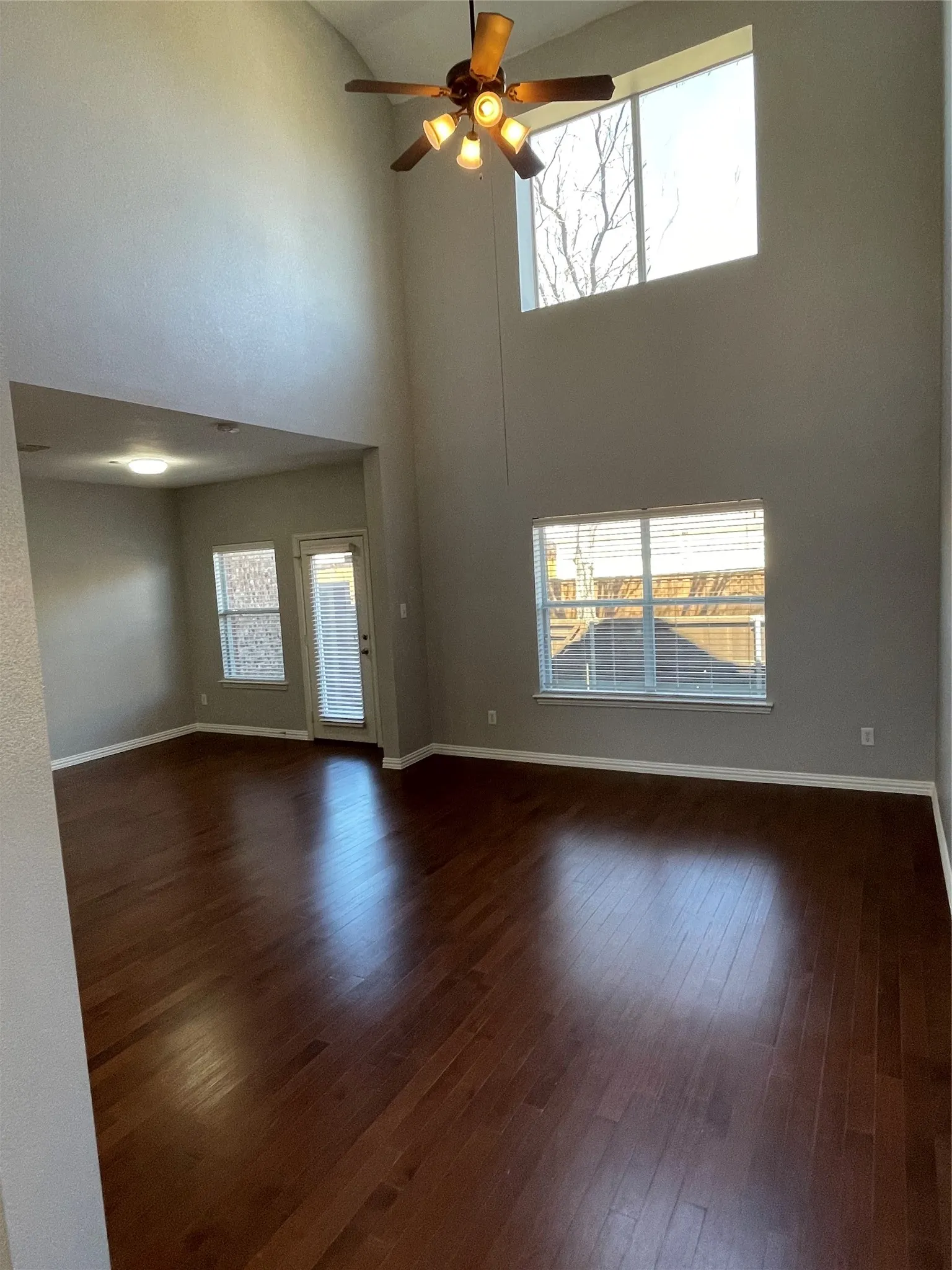 Townhouse For Rent in Collin County , 4645 Penelope Lane, Plano, Texas 75024, 2 Bedrooms, 3 Bathrooms, 2 Garage spaces, 1,398 Sqft, built in 2007, Price $2,195, mls#21348263, Real Estate Agent in Plano, Homes For Rent in Collin county, Homes For Rent in Plano, Realtor in Plano Texas, Real Estate Brokerage Independent Realty Texas, Luminita Cordes Realtor