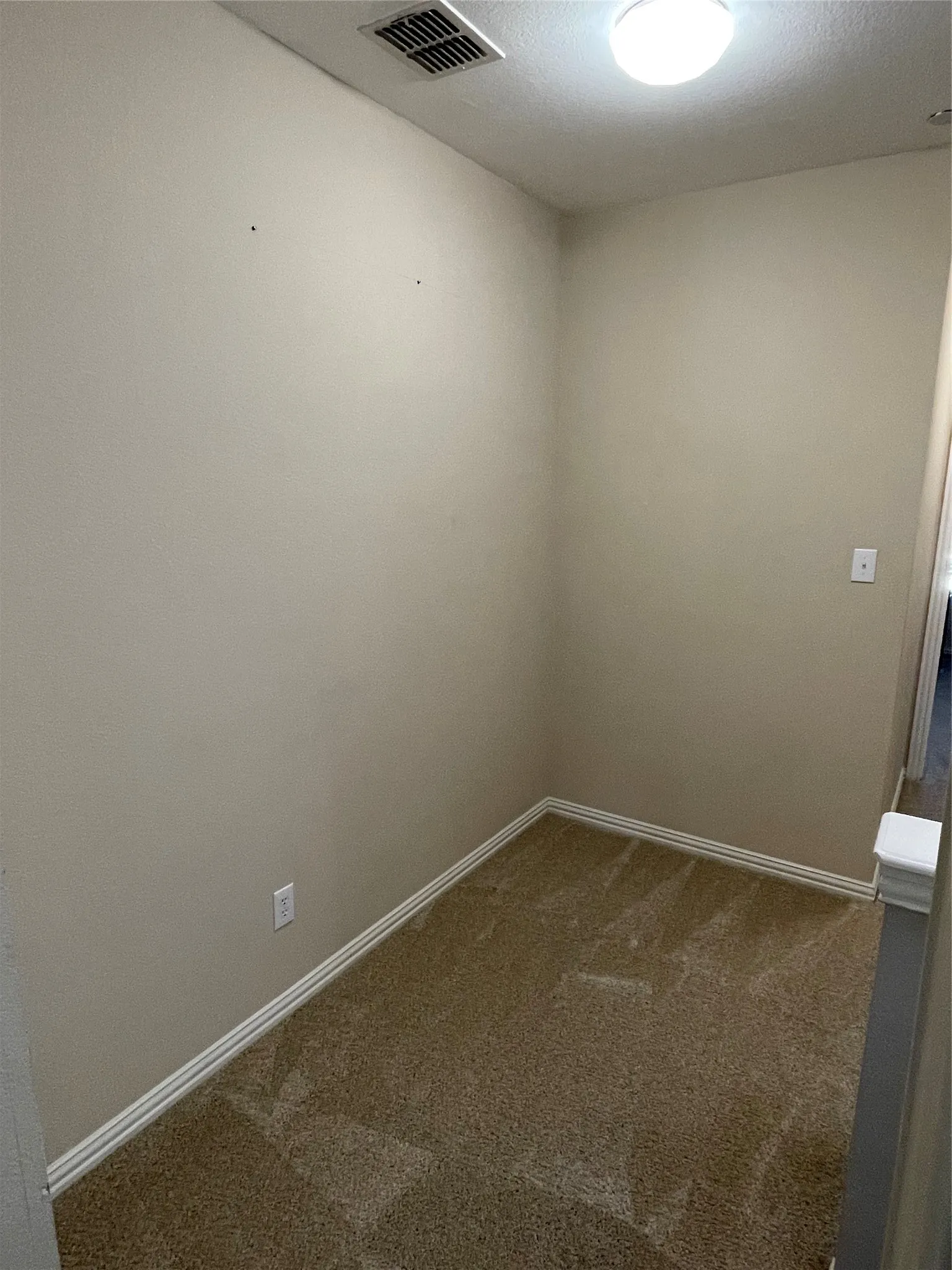 Townhouse For Rent in Collin County , 4645 Penelope Lane, Plano, Texas 75024, 2 Bedrooms, 3 Bathrooms, 2 Garage spaces, 1,398 Sqft, built in 2007, Price $2,195, mls#21348263, Real Estate Agent in Plano, Homes For Rent in Collin county, Homes For Rent in Plano, Realtor in Plano Texas, Real Estate Brokerage Independent Realty Texas, Luminita Cordes Realtor