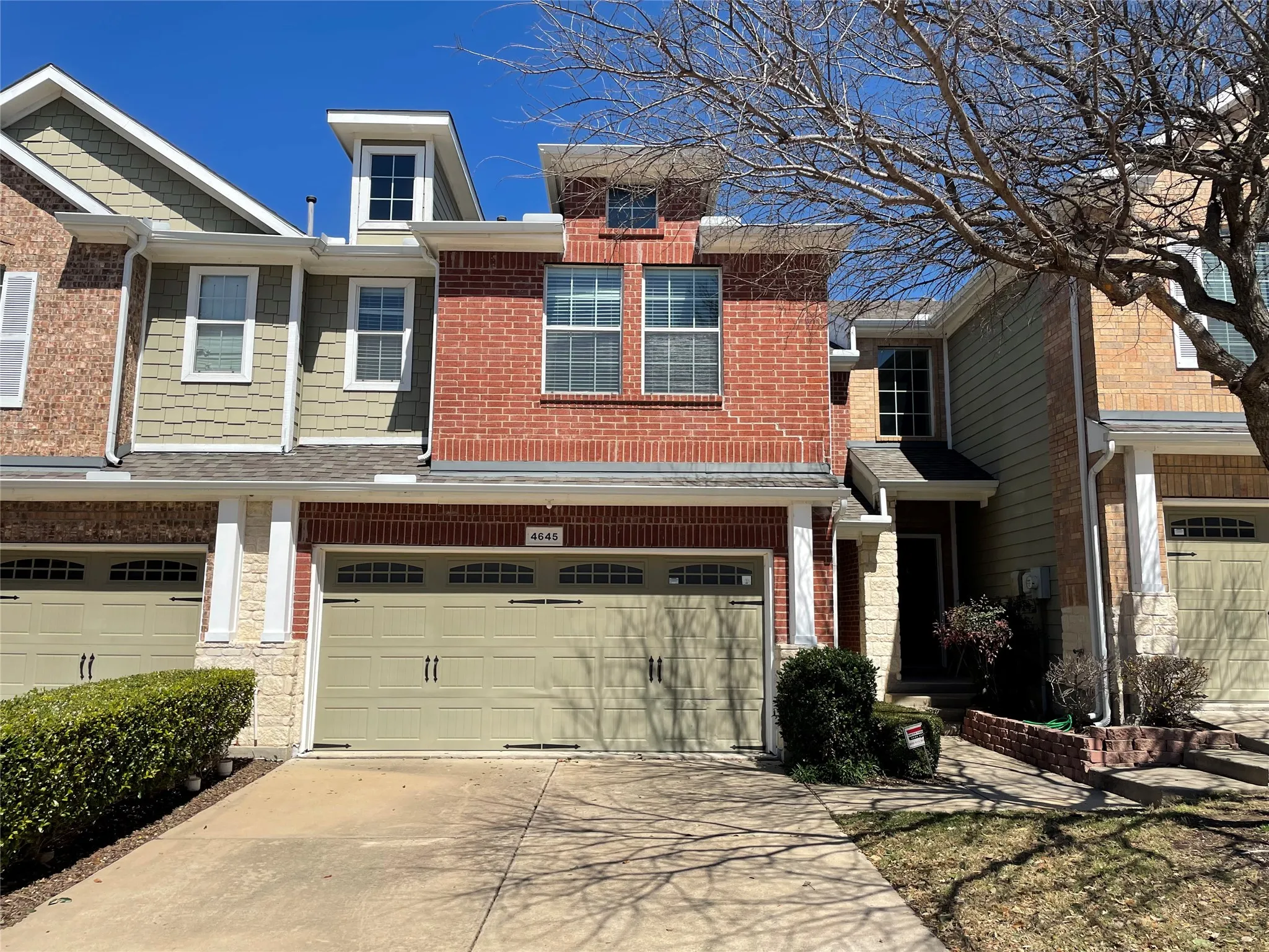 Townhouse For Rent in Collin County , 4645 Penelope Lane, Plano, Texas 75024, 2 Bedrooms, 3 Bathrooms, 2 Garage spaces, 1,398 Sqft, built in 2007, Price $2,195, mls#21348263, Real Estate Agent in Plano, Homes For Rent in Collin county, Homes For Rent in Plano, Realtor in Plano Texas, Real Estate Brokerage Independent Realty Texas, Luminita Cordes Realtor