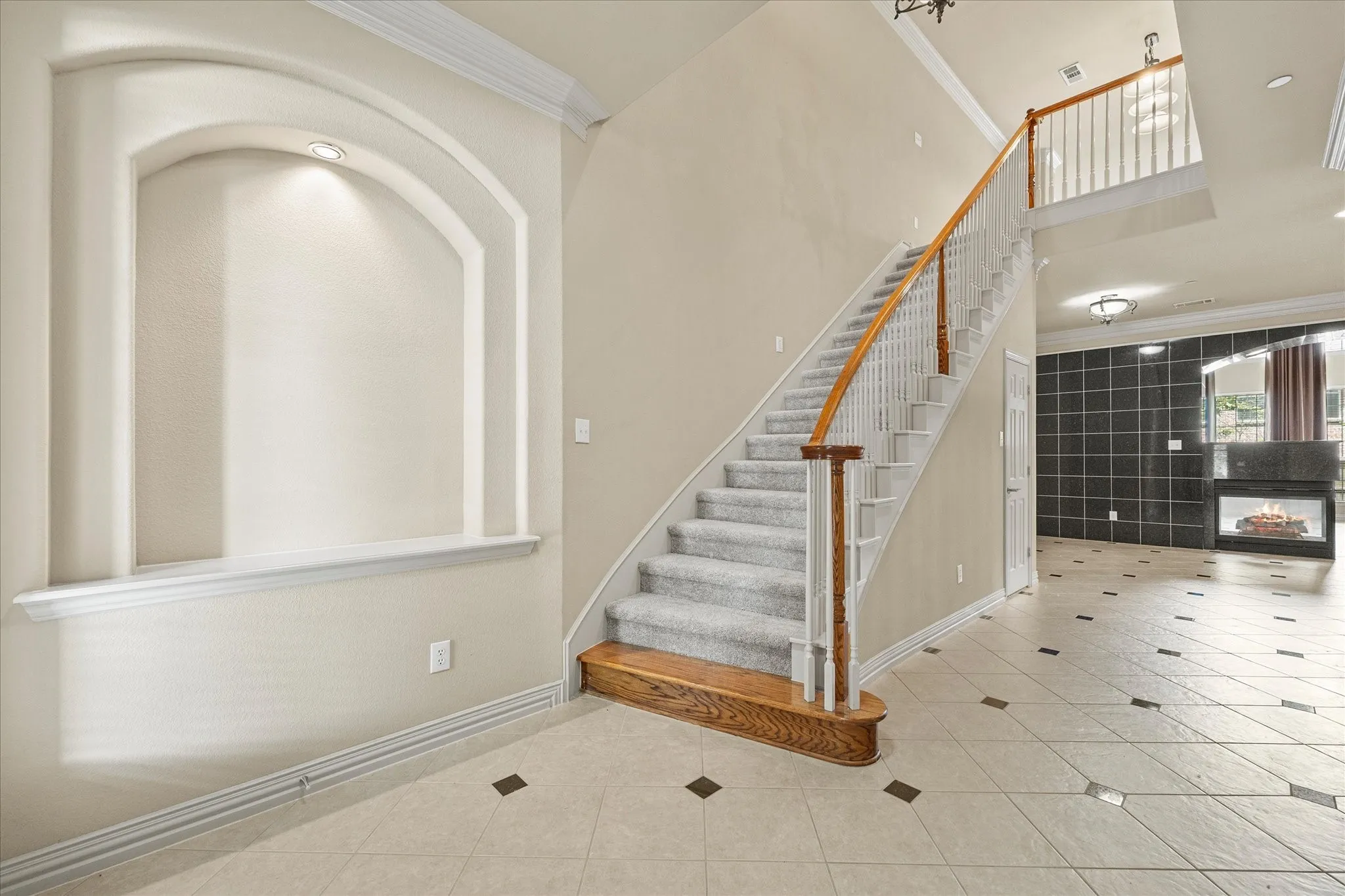 Townhouse For Sale in Collin County , 2356 Chelsea Drive, Frisco, Texas 75034, 3 Bedroom, 3 Bathroom, 2 Garage spaces, 2,414 Sqft, built in 2002, mls#21336475, Real Estate Agent in Frisco, Homes For Sale in Collin county, Homes For Sale in Frisco, Realtor in Frisco Texas, Real Estate Brokerage Independent Realty Texas, Luminita Cordes Realtor