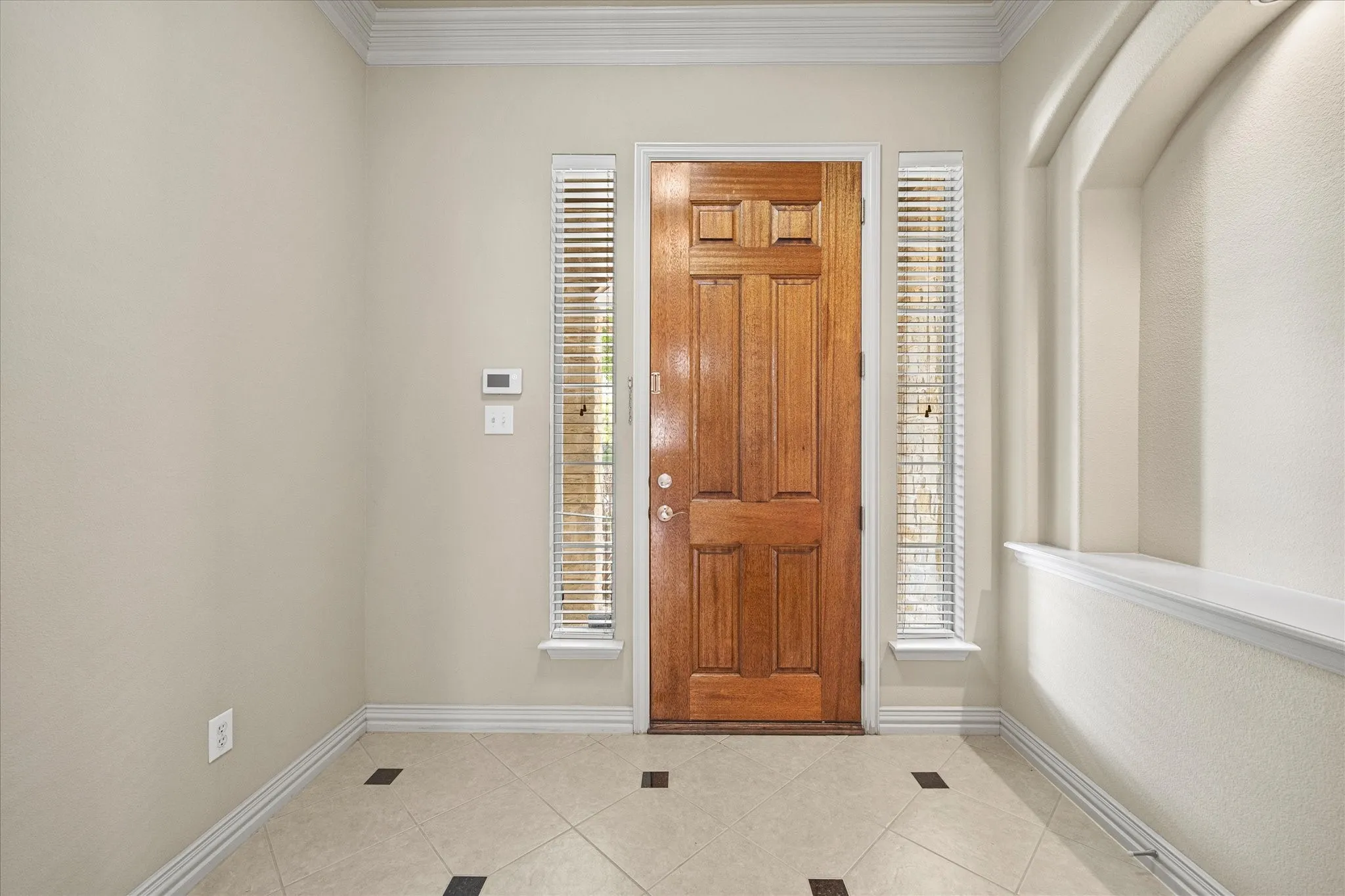 Townhouse For Sale in Collin County , 2356 Chelsea Drive, Frisco, Texas 75034, 3 Bedroom, 3 Bathroom, 2 Garage spaces, 2,414 Sqft, built in 2002, mls#21336475, Real Estate Agent in Frisco, Homes For Sale in Collin county, Homes For Sale in Frisco, Realtor in Frisco Texas, Real Estate Brokerage Independent Realty Texas, Luminita Cordes Realtor