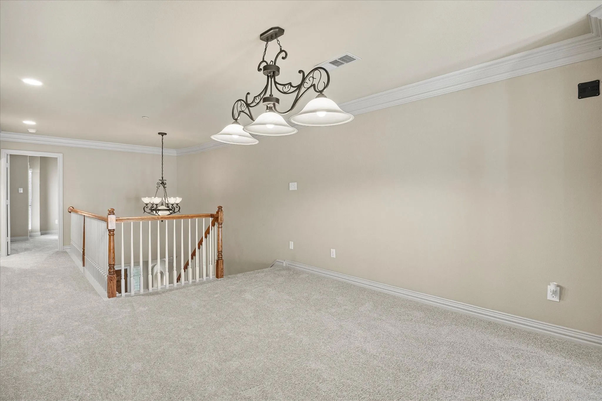 Townhouse For Sale in Collin County , 2356 Chelsea Drive, Frisco, Texas 75034, 3 Bedroom, 3 Bathroom, 2 Garage spaces, 2,414 Sqft, built in 2002, mls#21336475, Real Estate Agent in Frisco, Homes For Sale in Collin county, Homes For Sale in Frisco, Realtor in Frisco Texas, Real Estate Brokerage Independent Realty Texas, Luminita Cordes Realtor