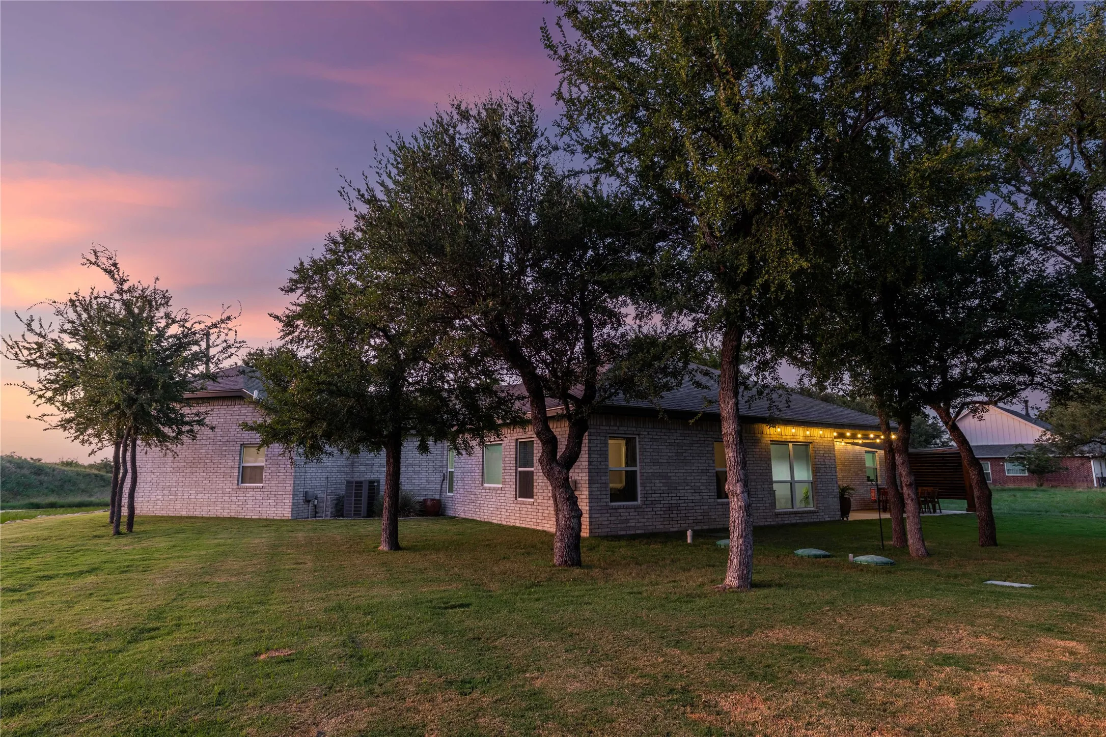 Single Family Residence For Sale in Brown County , 7274 Feather Bay Boulevard, Brownwood, Texas 76801, 4 Bedrooms, 2 Bathrooms, 3 Garage spaces, 1,877 Sqft, built in 2021, Price $469,000, mls#21348199, Real Estate Agent in Brownwood, Homes For Sale in Brown county, Homes For Sale in Brownwood, Realtor in Brownwood Texas, Real Estate Brokerage Independent Realty Texas, Luminita Cordes Realtor
