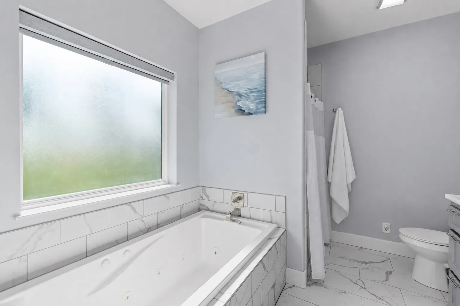 Large Bathtub