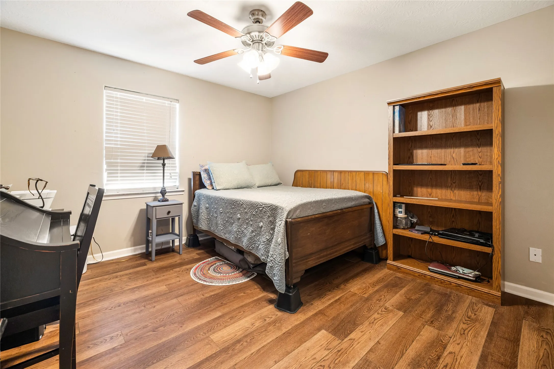 Single Family Residence For Sale in Wood County , 780 S Fm 17, Alba, Texas 75410, 3 Bedroom, 2 Bathroom, 2 Garage spaces, 1,648 Sqft, built in 2013, mls#21347908, Real Estate Agent in Alba, Homes For Sale in Wood county, Homes For Sale in Alba, Realtor in Alba Texas, Real Estate Brokerage Independent Realty Texas, Luminita Cordes Realtor