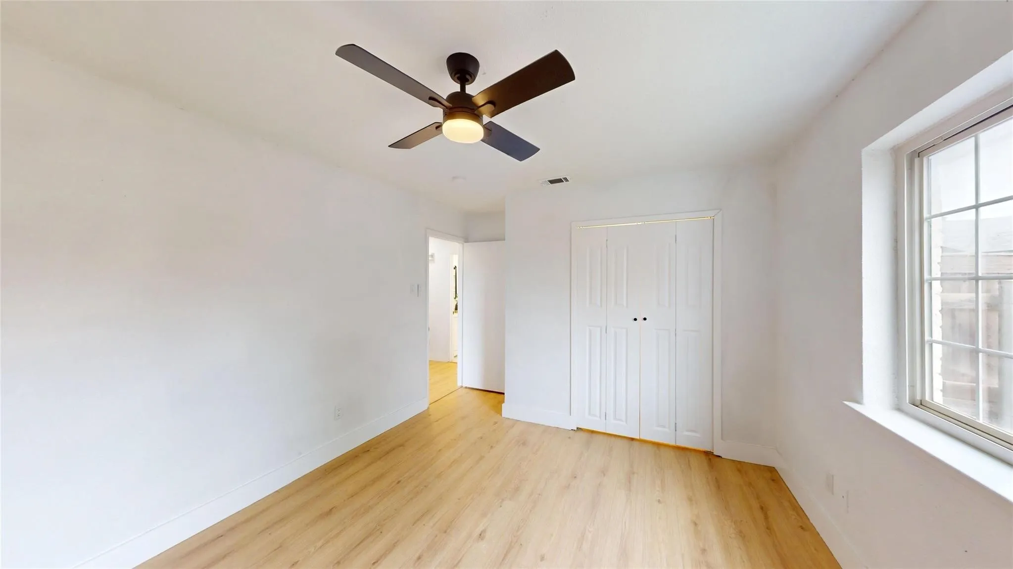 Single Family Residence For Rent in Dallas County , 4122 Victoria Street, Irving, Texas 75062, 3 Bedroom, 2 Bathroom, 2 Garage spaces, 1,579 Sqft, built in 1965, mls#21348294, Real Estate Agent in Irving, Homes For Rent in Dallas county, Homes For Rent in Irving, Realtor in Irving Texas, Real Estate Brokerage Independent Realty Texas, Luminita Cordes Realtor