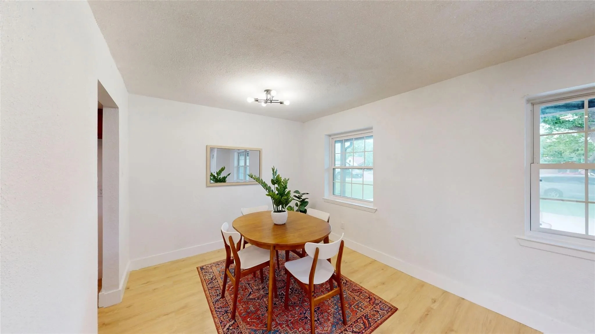Single Family Residence For Rent in Dallas County , 4122 Victoria Street, Irving, Texas 75062, 3 Bedroom, 2 Bathroom, 2 Garage spaces, 1,579 Sqft, built in 1965, mls#21348294, Real Estate Agent in Irving, Homes For Rent in Dallas county, Homes For Rent in Irving, Realtor in Irving Texas, Real Estate Brokerage Independent Realty Texas, Luminita Cordes Realtor
