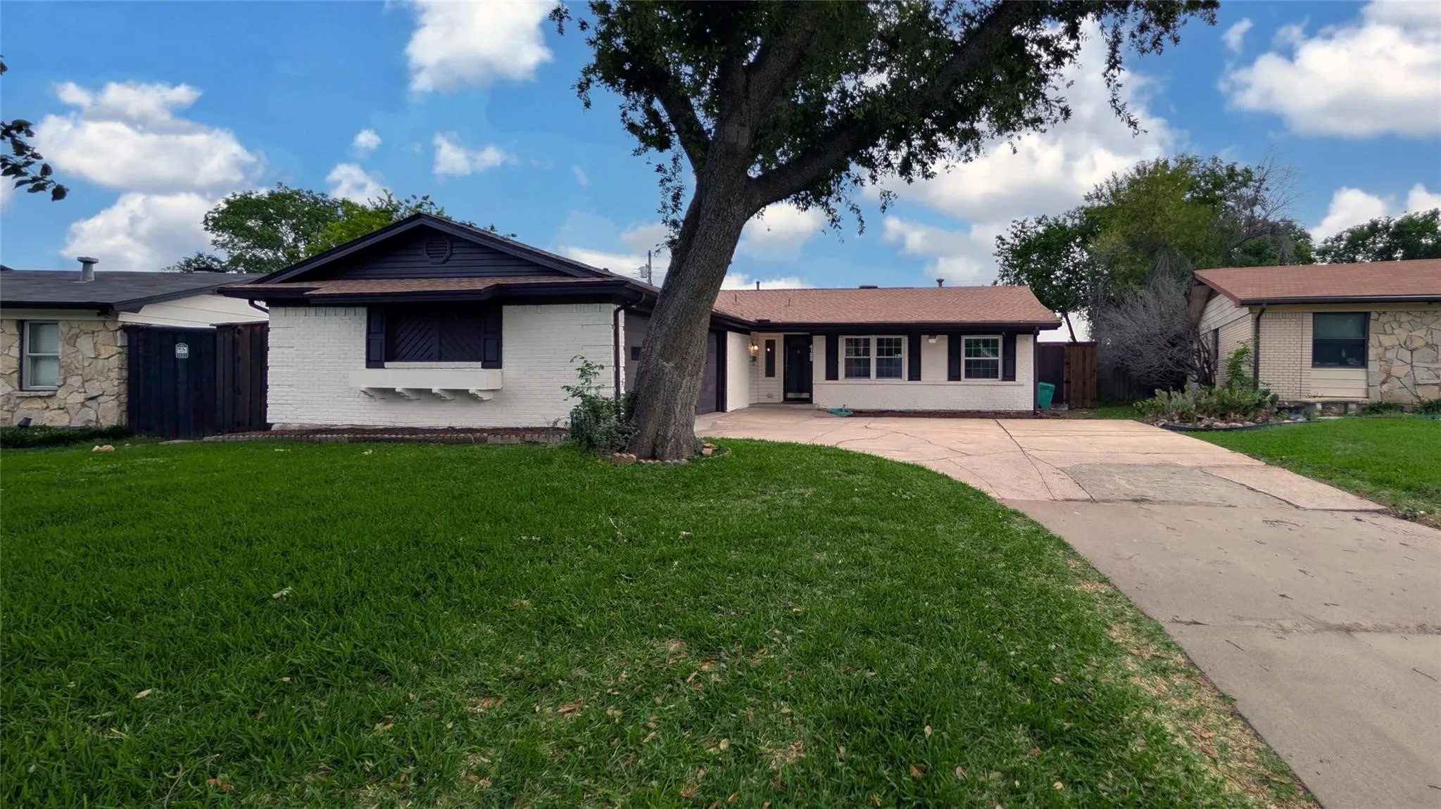 Single Family Residence For Rent in Dallas County , 4122 Victoria Street, Irving, Texas 75062, 3 Bedroom, 2 Bathroom, 2 Garage spaces, 1,579 Sqft, built in 1965, mls#21348294, Real Estate Agent in Irving, Homes For Rent in Dallas county, Homes For Rent in Irving, Realtor in Irving Texas, Real Estate Brokerage Independent Realty Texas, Luminita Cordes Realtor