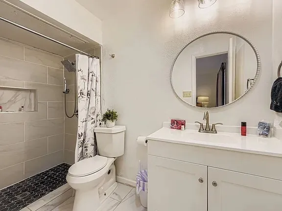 Single Family Residence For Sale in Tarrant County , 2001 Newbury Drive, Arlington, Texas 76014, 4 Bedroom, 2 Bathroom, 2 Garage spaces, 1,631 Sqft, built in 1979, mls#21347975, Real Estate Agent in Arlington, Homes For Sale in Tarrant county, Homes For Sale in Arlington, Realtor in Arlington Texas, Real Estate Brokerage Independent Realty Texas, Luminita Cordes Realtor