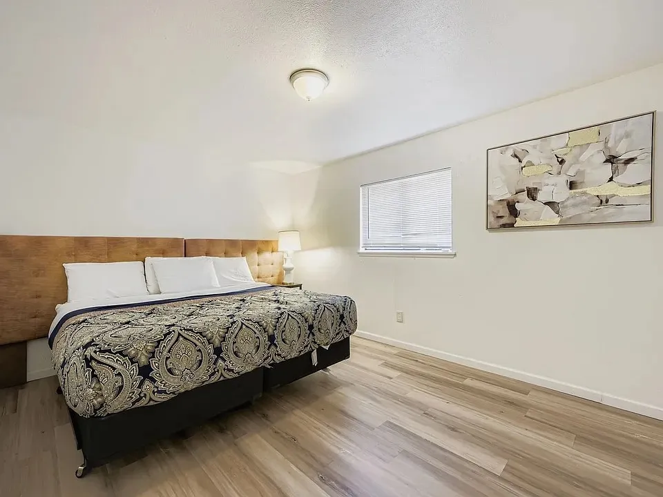 Single Family Residence For Sale in Tarrant County , 2001 Newbury Drive, Arlington, Texas 76014, 4 Bedroom, 2 Bathroom, 2 Garage spaces, 1,631 Sqft, built in 1979, mls#21347975, Real Estate Agent in Arlington, Homes For Sale in Tarrant county, Homes For Sale in Arlington, Realtor in Arlington Texas, Real Estate Brokerage Independent Realty Texas, Luminita Cordes Realtor