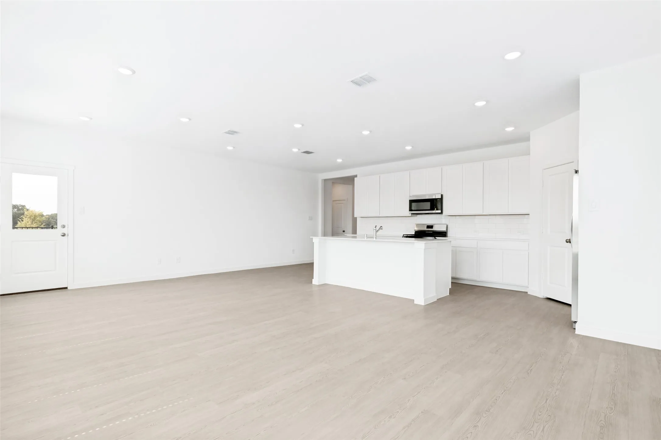 Single Family Residence For Rent in Denton County , 3029 Eriskay Drive, Providence Village, Texas 76227, 4 Bedroom, 2 Bathroom, 2 Garage spaces, 1,902 Sqft, built in 2026, mls#21348246, Real Estate Agent in Providence Village, Homes For Rent in Denton county, Homes For Rent in Providence Village, Realtor in Providence Village Texas, Real Estate Brokerage Independent Realty Texas, Luminita Cordes Realtor