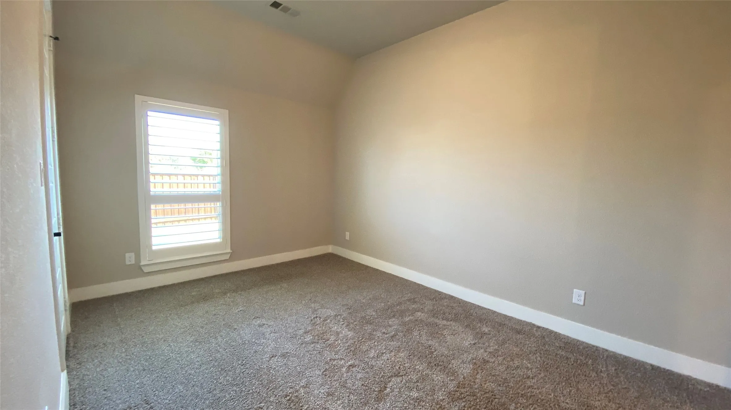Single Family Residence For Rent in Denton County , 3320 Honey Suckle Lane, Little Elm, Texas 75068, 4 Bedroom, 4 Bathroom, 2 Garage spaces, 3,168 Sqft, built in 2023, mls#21348301, Real Estate Agent in Little Elm, Homes For Rent in Denton county, Homes For Rent in Little Elm, Realtor in Little Elm Texas, Real Estate Brokerage Independent Realty Texas, Luminita Cordes Realtor