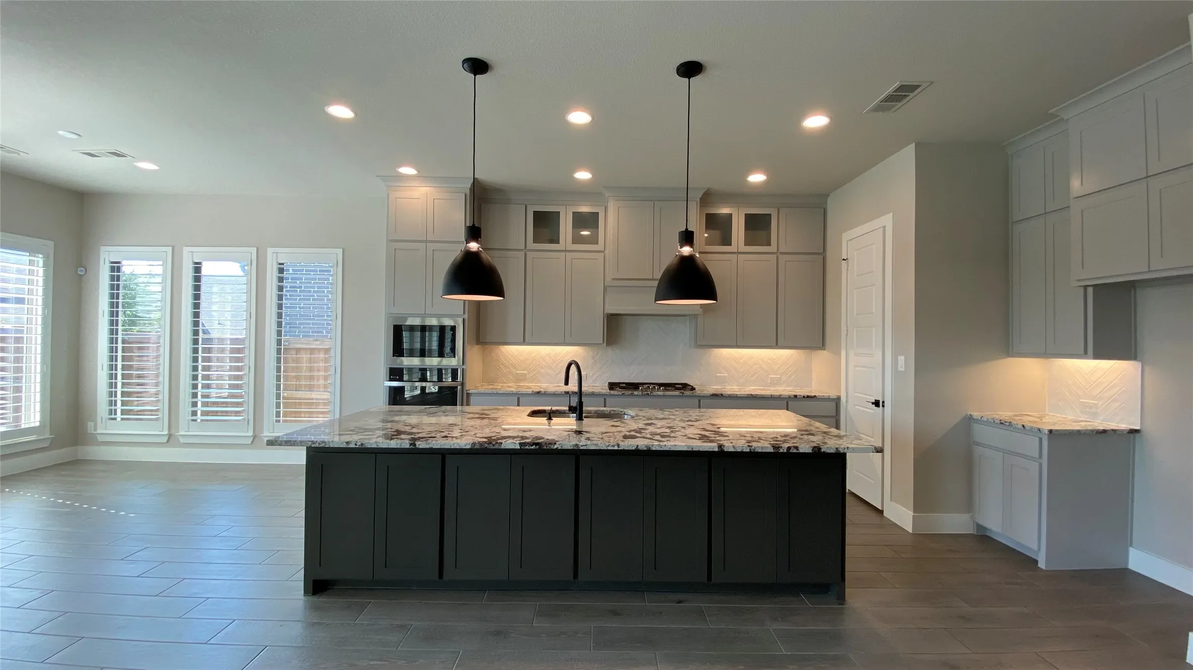 Single Family Residence For Rent in Denton County , 3320 Honey Suckle Lane, Little Elm, Texas 75068, 4 Bedroom, 4 Bathroom, 2 Garage spaces, 3,168 Sqft, built in 2023, mls#21348301, Real Estate Agent in Little Elm, Homes For Rent in Denton county, Homes For Rent in Little Elm, Realtor in Little Elm Texas, Real Estate Brokerage Independent Realty Texas, Luminita Cordes Realtor