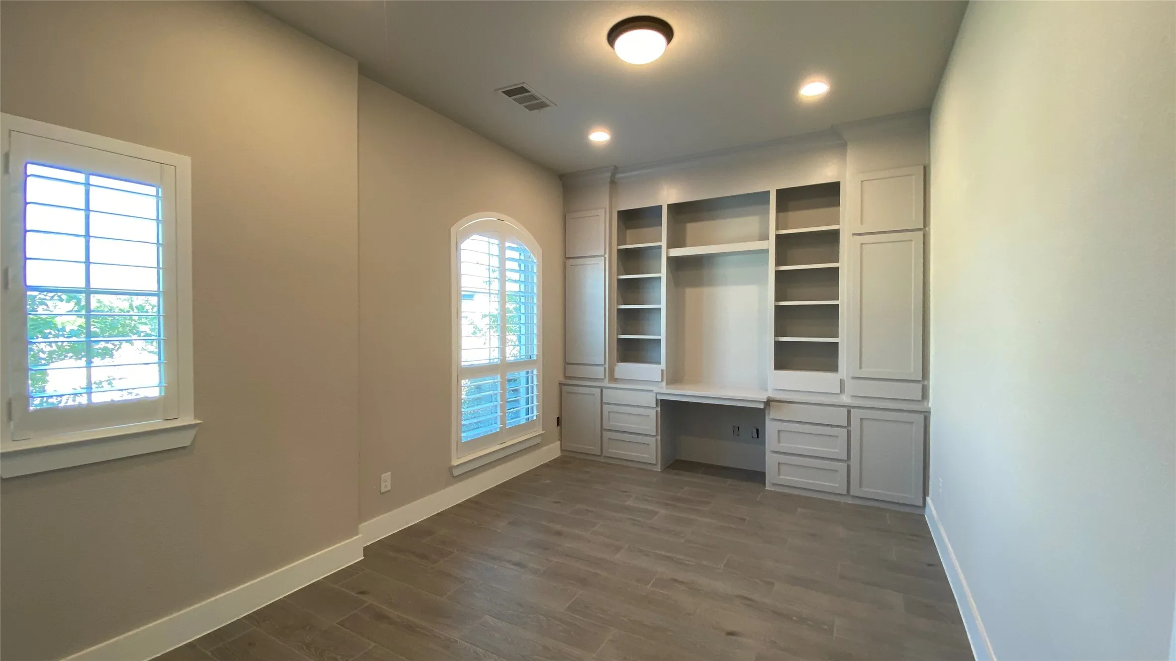 Single Family Residence For Rent in Denton County , 3320 Honey Suckle Lane, Little Elm, Texas 75068, 4 Bedroom, 4 Bathroom, 2 Garage spaces, 3,168 Sqft, built in 2023, mls#21348301, Real Estate Agent in Little Elm, Homes For Rent in Denton county, Homes For Rent in Little Elm, Realtor in Little Elm Texas, Real Estate Brokerage Independent Realty Texas, Luminita Cordes Realtor