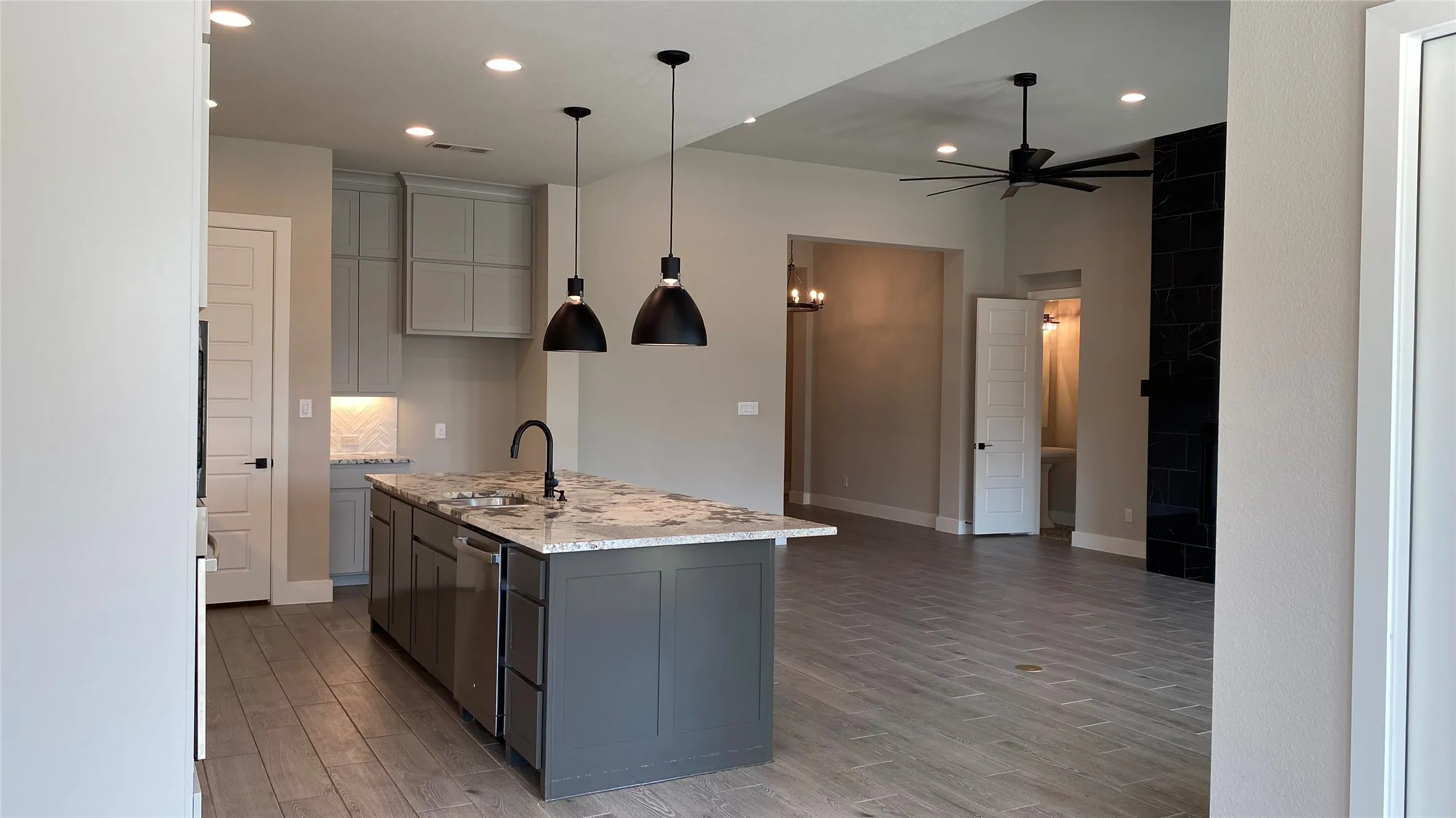 Single Family Residence For Rent in Denton County , 3320 Honey Suckle Lane, Little Elm, Texas 75068, 4 Bedroom, 4 Bathroom, 2 Garage spaces, 3,168 Sqft, built in 2023, mls#21348301, Real Estate Agent in Little Elm, Homes For Rent in Denton county, Homes For Rent in Little Elm, Realtor in Little Elm Texas, Real Estate Brokerage Independent Realty Texas, Luminita Cordes Realtor