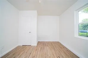 Single Family Residence For Rent in Titus County , 1109 Booker Avenue, Mt Pleasant, Texas 75455, 3 Bedroom, 2 Bathroom, Garage spaces, 1,593 Sqft, built in 1971, mls#21348286, Real Estate Agent in Mt Pleasant, Homes For Rent in Titus county, Homes For Rent in Mt Pleasant, Realtor in Mt Pleasant Texas, Real Estate Brokerage Independent Realty Texas, Luminita Cordes Realtor