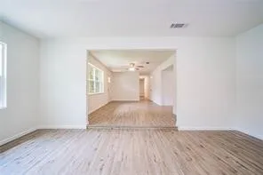 Single Family Residence For Rent in Titus County , 1109 Booker Avenue, Mt Pleasant, Texas 75455, 3 Bedroom, 2 Bathroom, Garage spaces, 1,593 Sqft, built in 1971, mls#21348286, Real Estate Agent in Mt Pleasant, Homes For Rent in Titus county, Homes For Rent in Mt Pleasant, Realtor in Mt Pleasant Texas, Real Estate Brokerage Independent Realty Texas, Luminita Cordes Realtor