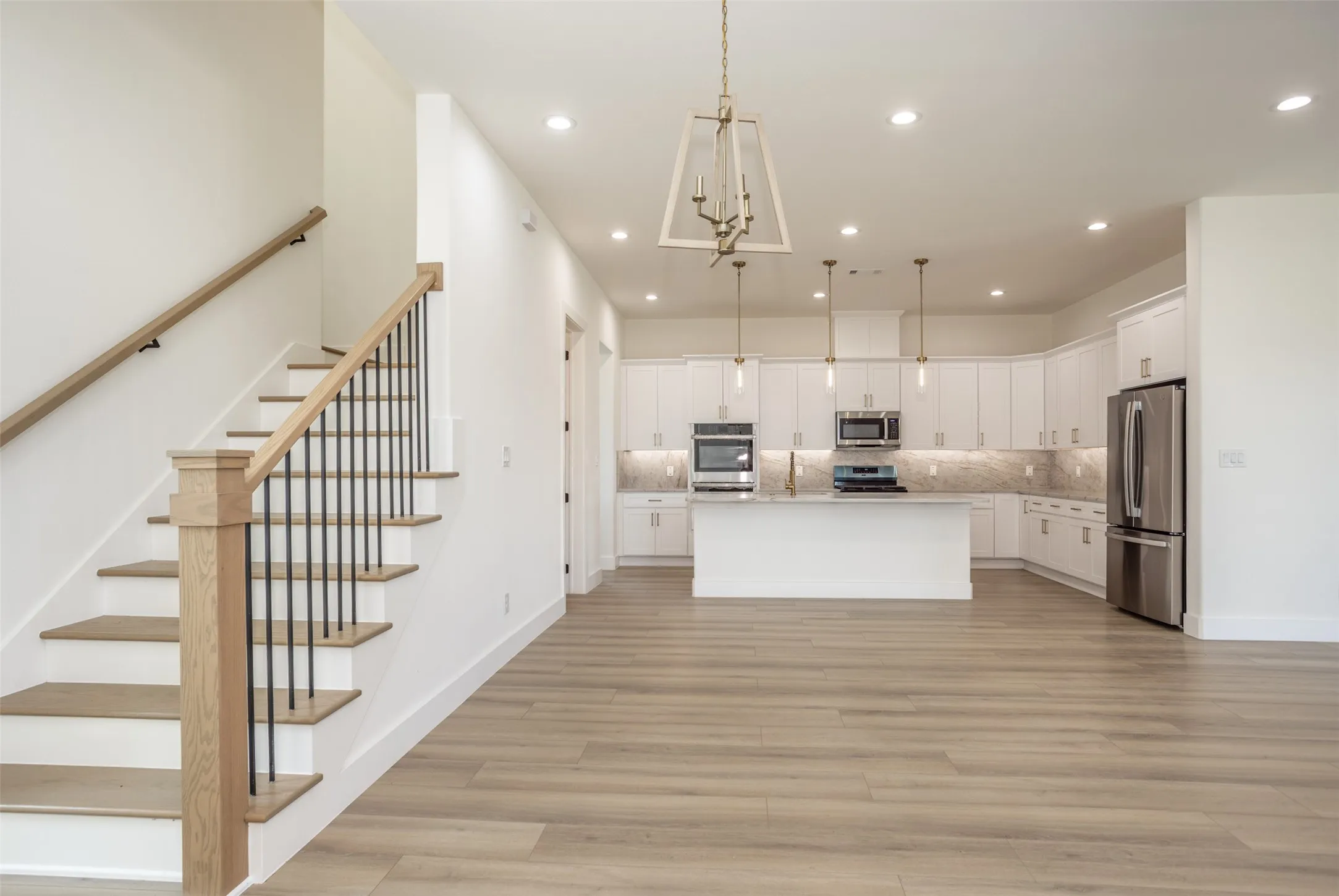 Single Family Residence For Sale in Grayson County , 2703 Stonecrest Drive, Sherman, Texas 75092, 5 Bedroom, 4 Bathroom, 2 Garage spaces, 3,344 Sqft, built in 2026, mls#21348292, Real Estate Agent in Sherman, Homes For Sale in Grayson county, Homes For Sale in Sherman, Realtor in Sherman Texas, Real Estate Brokerage Independent Realty Texas, Luminita Cordes Realtor