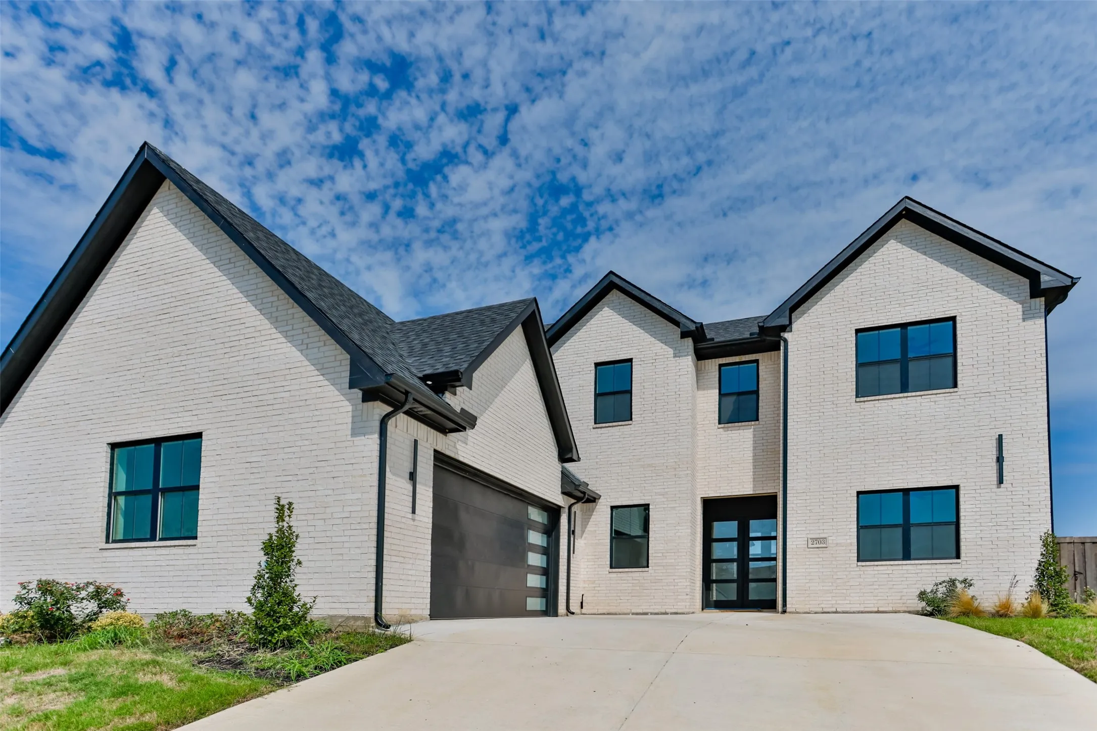 Single Family Residence For Sale in Grayson County , 2703 Stonecrest Drive, Sherman, Texas 75092, 5 Bedroom, 4 Bathroom, 2 Garage spaces, 3,344 Sqft, built in 2026, mls#21348292, Real Estate Agent in Sherman, Homes For Sale in Grayson county, Homes For Sale in Sherman, Realtor in Sherman Texas, Real Estate Brokerage Independent Realty Texas, Luminita Cordes Realtor
