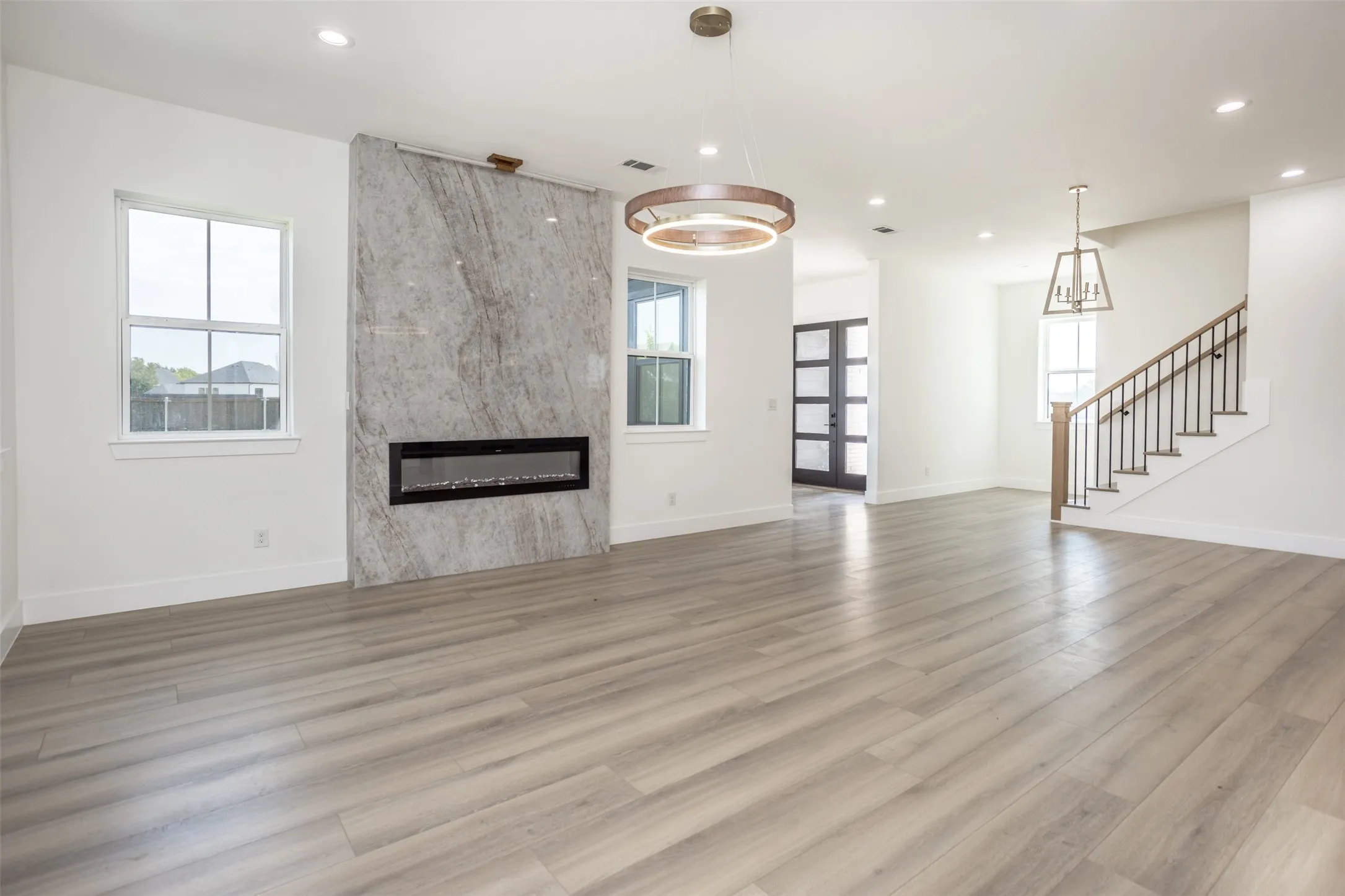 Single Family Residence For Sale in Grayson County , 2703 Stonecrest Drive, Sherman, Texas 75092, 5 Bedroom, 4 Bathroom, 2 Garage spaces, 3,344 Sqft, built in 2026, mls#21348292, Real Estate Agent in Sherman, Homes For Sale in Grayson county, Homes For Sale in Sherman, Realtor in Sherman Texas, Real Estate Brokerage Independent Realty Texas, Luminita Cordes Realtor