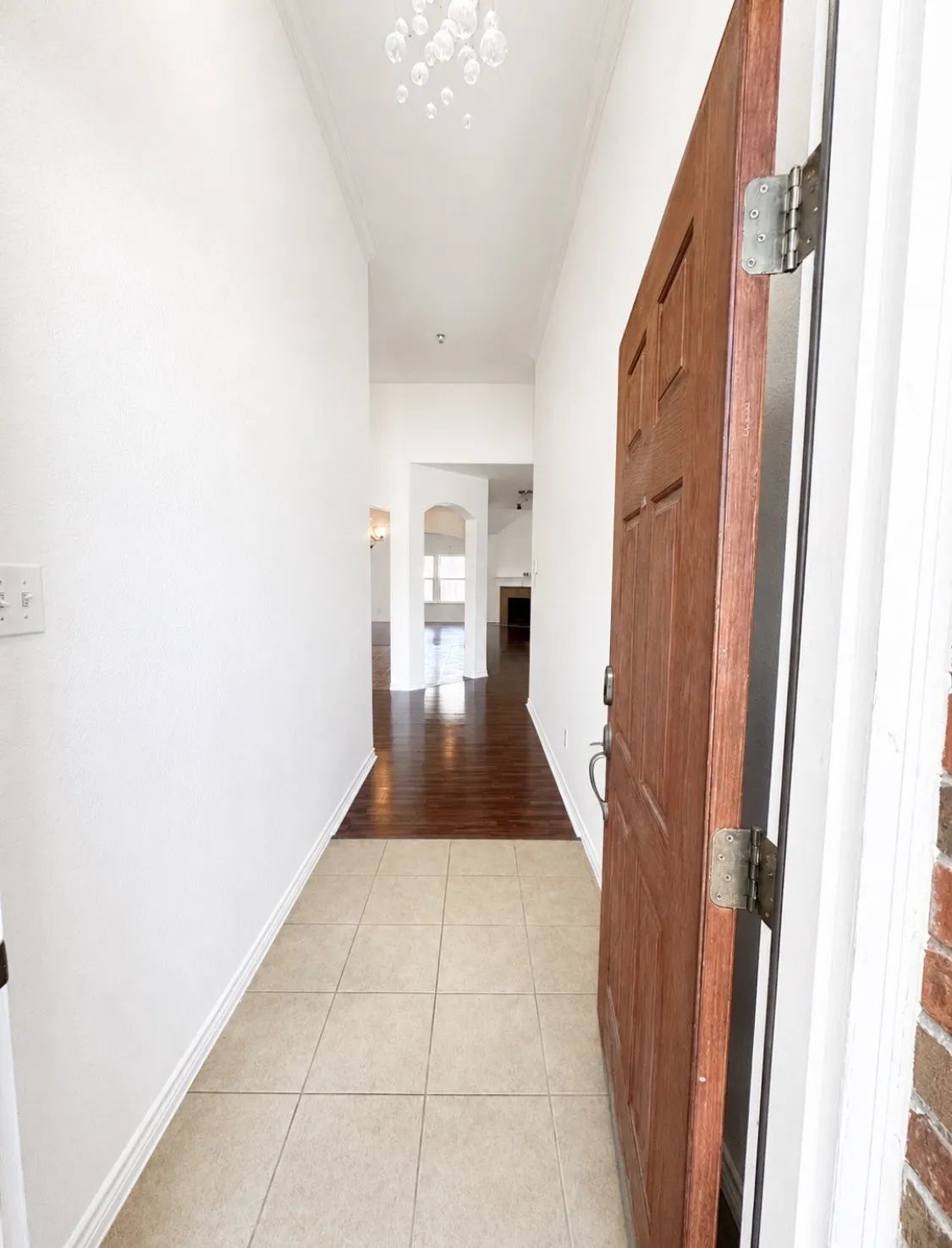Single Family Residence For Rent in Tarrant County , 2776 Park Place, Grand Prairie, Texas 75052, 3 Bedroom, 2 Bathroom, 2 Garage spaces, 2,200 Sqft, built in 2010, mls#21348198, Real Estate Agent in Grand Prairie, Homes For Rent in Tarrant county, Homes For Rent in Grand Prairie, Realtor in Grand Prairie Texas, Real Estate Brokerage Independent Realty Texas, Luminita Cordes Realtor