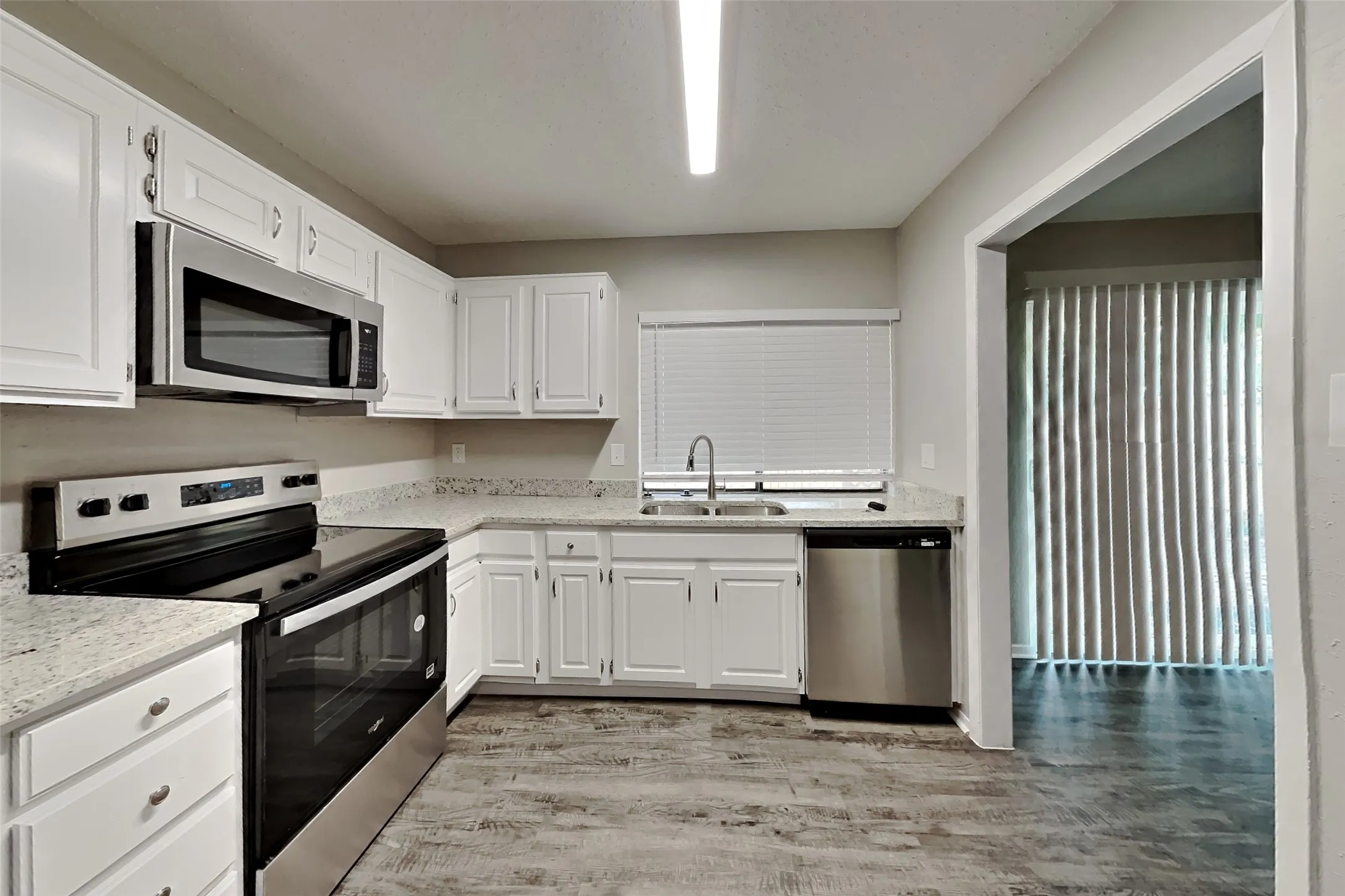 Single Family Residence For Rent in Collin County , 1480 Saint Patrick Drive, Plano, Texas 75074, 3 Bedroom, 2 Bathroom, 2 Garage spaces, 1,504 Sqft, built in 1981, mls#21348306, Real Estate Agent in Plano, Homes For Rent in Collin county, Homes For Rent in Plano, Realtor in Plano Texas, Real Estate Brokerage Independent Realty Texas, Luminita Cordes Realtor