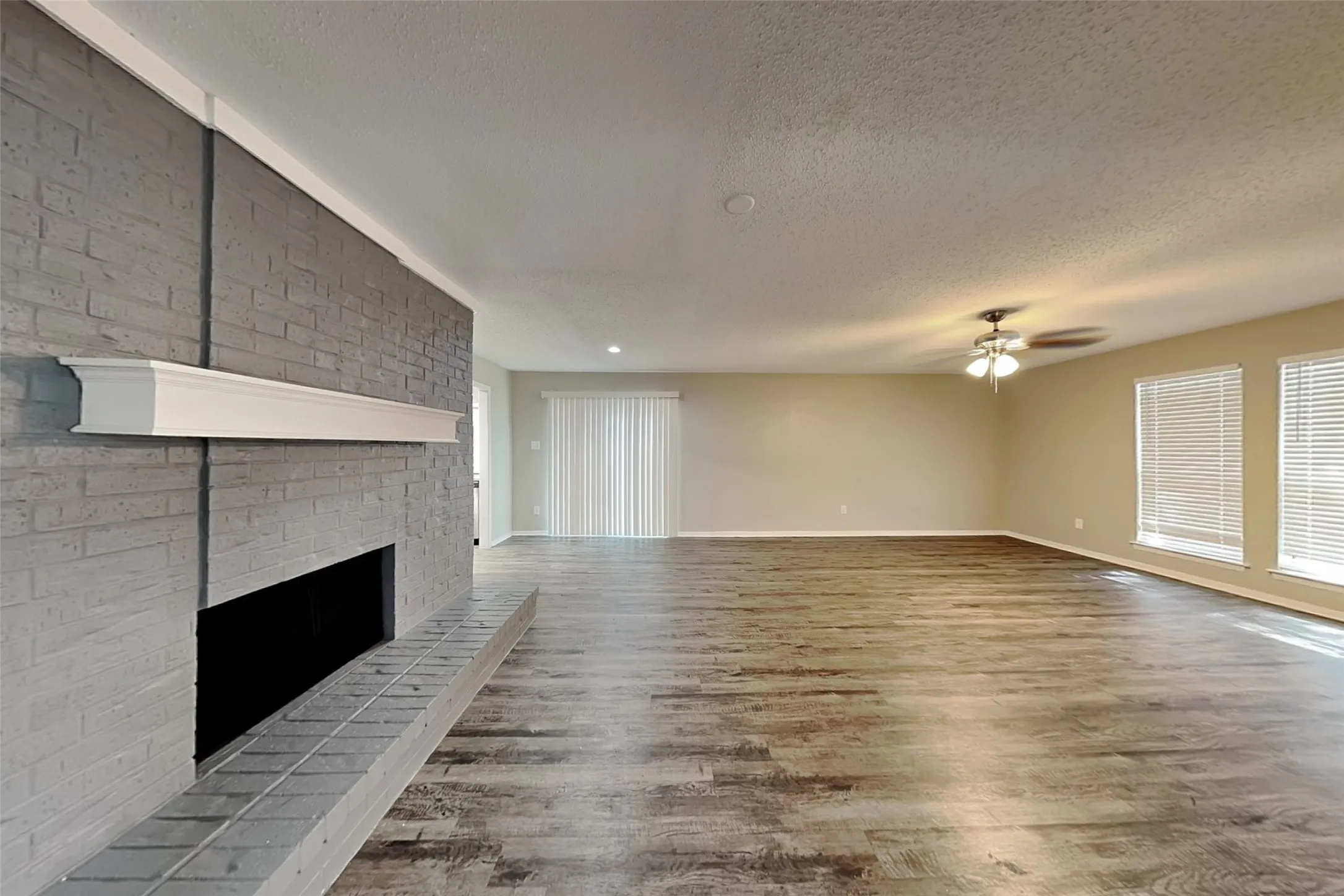 Single Family Residence For Rent in Collin County , 1480 Saint Patrick Drive, Plano, Texas 75074, 3 Bedroom, 2 Bathroom, 2 Garage spaces, 1,504 Sqft, built in 1981, mls#21348306, Real Estate Agent in Plano, Homes For Rent in Collin county, Homes For Rent in Plano, Realtor in Plano Texas, Real Estate Brokerage Independent Realty Texas, Luminita Cordes Realtor