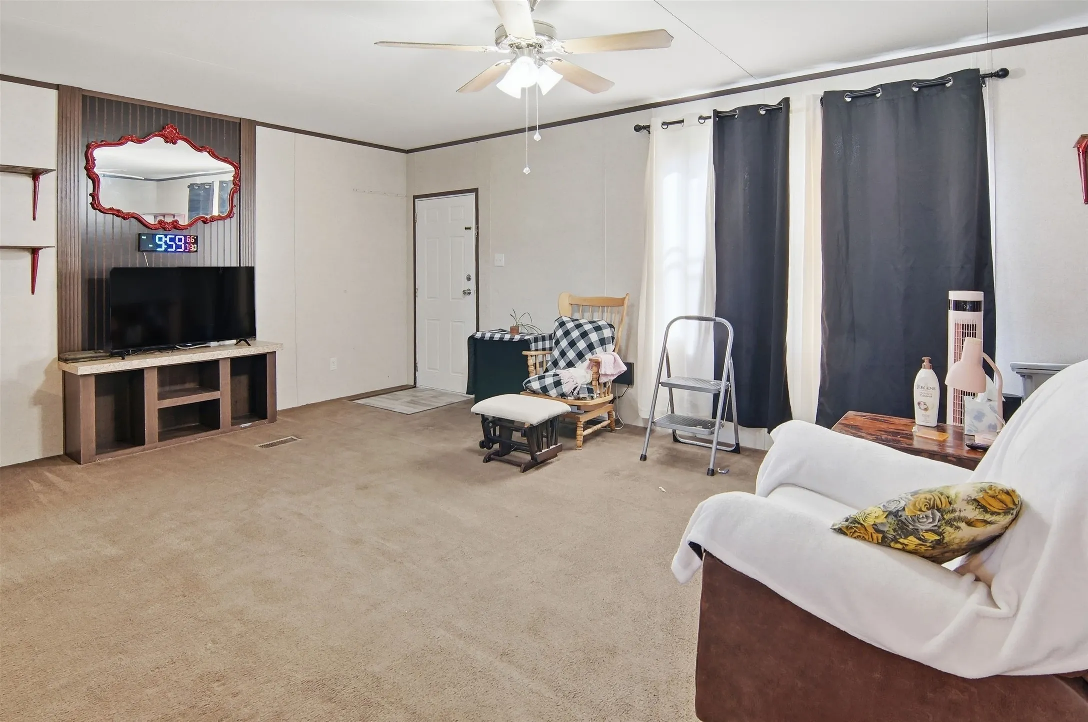 Manufactured Home For Sale in Parker County , 106 Choctaw Ridge, Weatherford, Texas 76085, 3 Bedroom, 2 Bathroom, Garage spaces, 1,456 Sqft, built in 2018, mls#21348278, Real Estate Agent in Weatherford, Homes For Sale in Parker county, Homes For Sale in Weatherford, Realtor in Weatherford Texas, Real Estate Brokerage Independent Realty Texas, Luminita Cordes Realtor