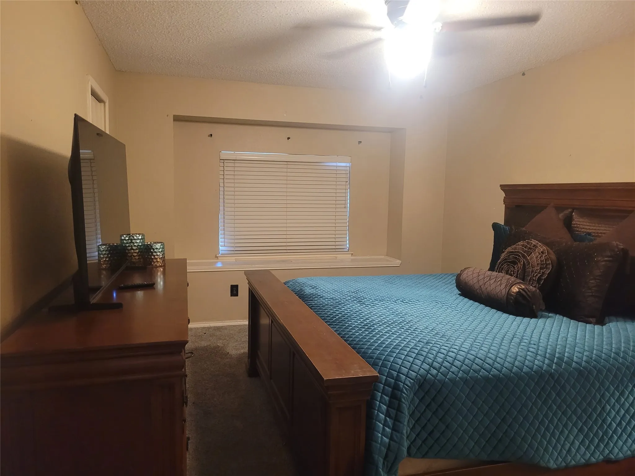 Single Family Residence For Sale in Tarrant County , 6920 Danieldale Drive, Fort Worth, Texas 76137, 5 Bedroom, 3 Bathroom, 2 Garage spaces, 3,992 Sqft, built in 2002, mls#21321119, Real Estate Agent in Fort Worth, Homes For Sale in Tarrant county, Homes For Sale in Fort Worth, Realtor in Fort Worth Texas, Real Estate Brokerage Independent Realty Texas, Luminita Cordes Realtor