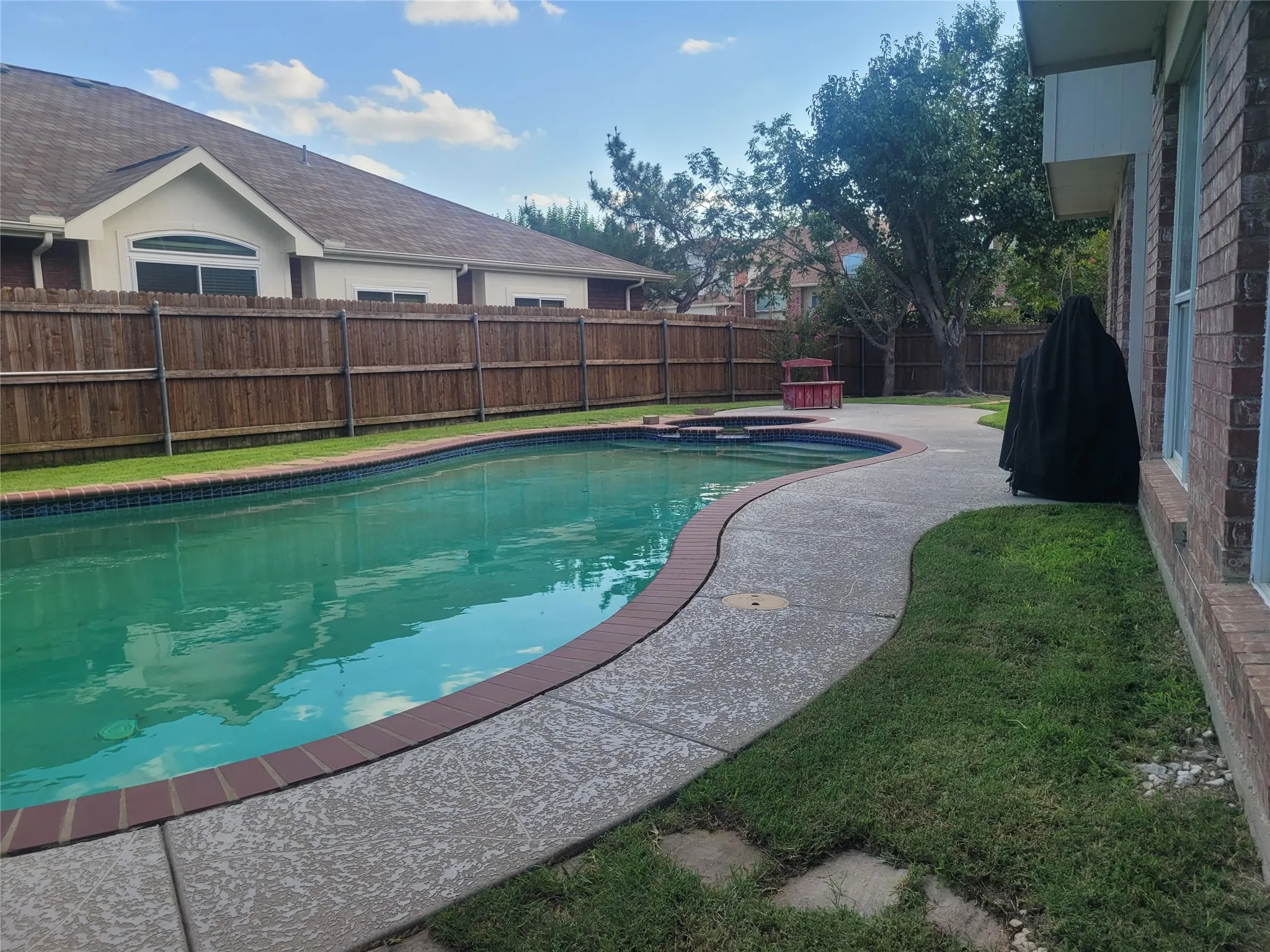 Single Family Residence For Sale in Tarrant County , 6920 Danieldale Drive, Fort Worth, Texas 76137, 5 Bedroom, 3 Bathroom, 2 Garage spaces, 3,992 Sqft, built in 2002, mls#21321119, Real Estate Agent in Fort Worth, Homes For Sale in Tarrant county, Homes For Sale in Fort Worth, Realtor in Fort Worth Texas, Real Estate Brokerage Independent Realty Texas, Luminita Cordes Realtor
