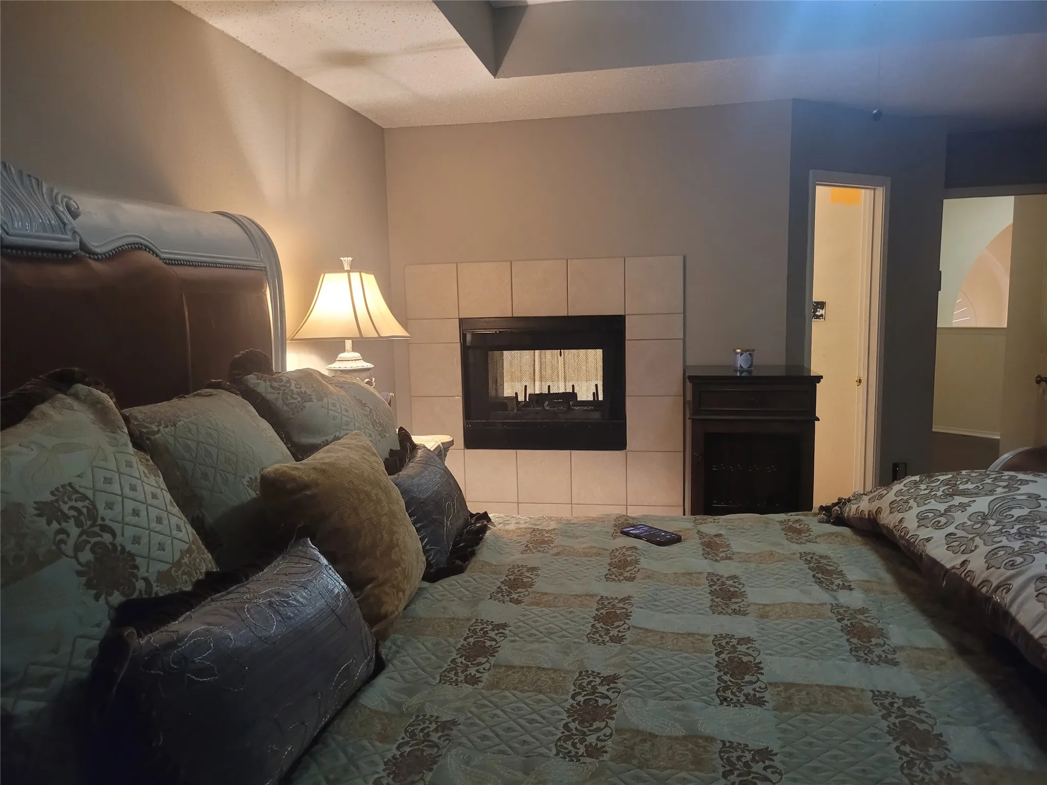 Single Family Residence For Sale in Tarrant County , 6920 Danieldale Drive, Fort Worth, Texas 76137, 5 Bedroom, 3 Bathroom, 2 Garage spaces, 3,992 Sqft, built in 2002, mls#21321119, Real Estate Agent in Fort Worth, Homes For Sale in Tarrant county, Homes For Sale in Fort Worth, Realtor in Fort Worth Texas, Real Estate Brokerage Independent Realty Texas, Luminita Cordes Realtor