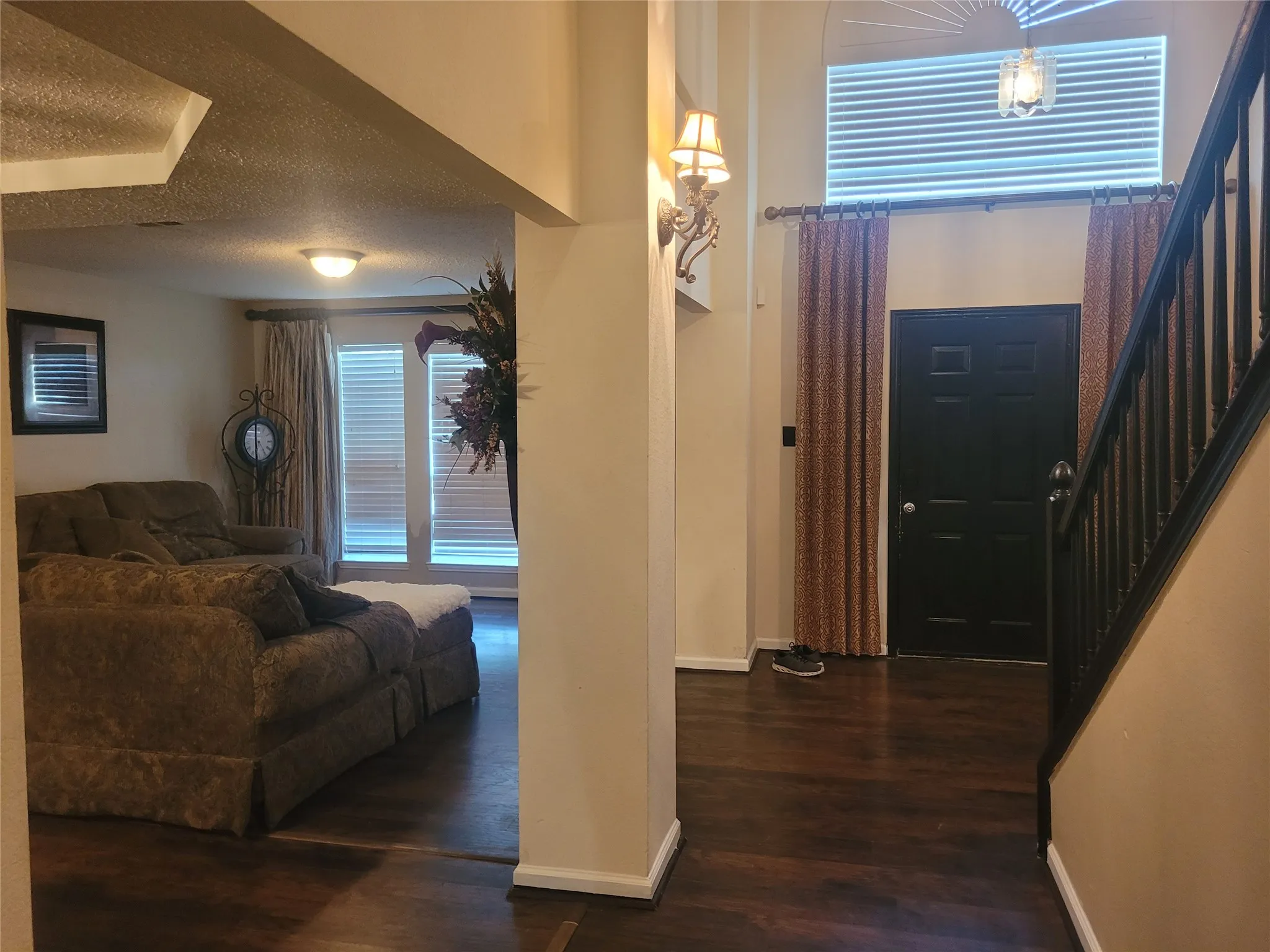 Single Family Residence For Sale in Tarrant County , 6920 Danieldale Drive, Fort Worth, Texas 76137, 5 Bedroom, 3 Bathroom, 2 Garage spaces, 3,992 Sqft, built in 2002, mls#21321119, Real Estate Agent in Fort Worth, Homes For Sale in Tarrant county, Homes For Sale in Fort Worth, Realtor in Fort Worth Texas, Real Estate Brokerage Independent Realty Texas, Luminita Cordes Realtor