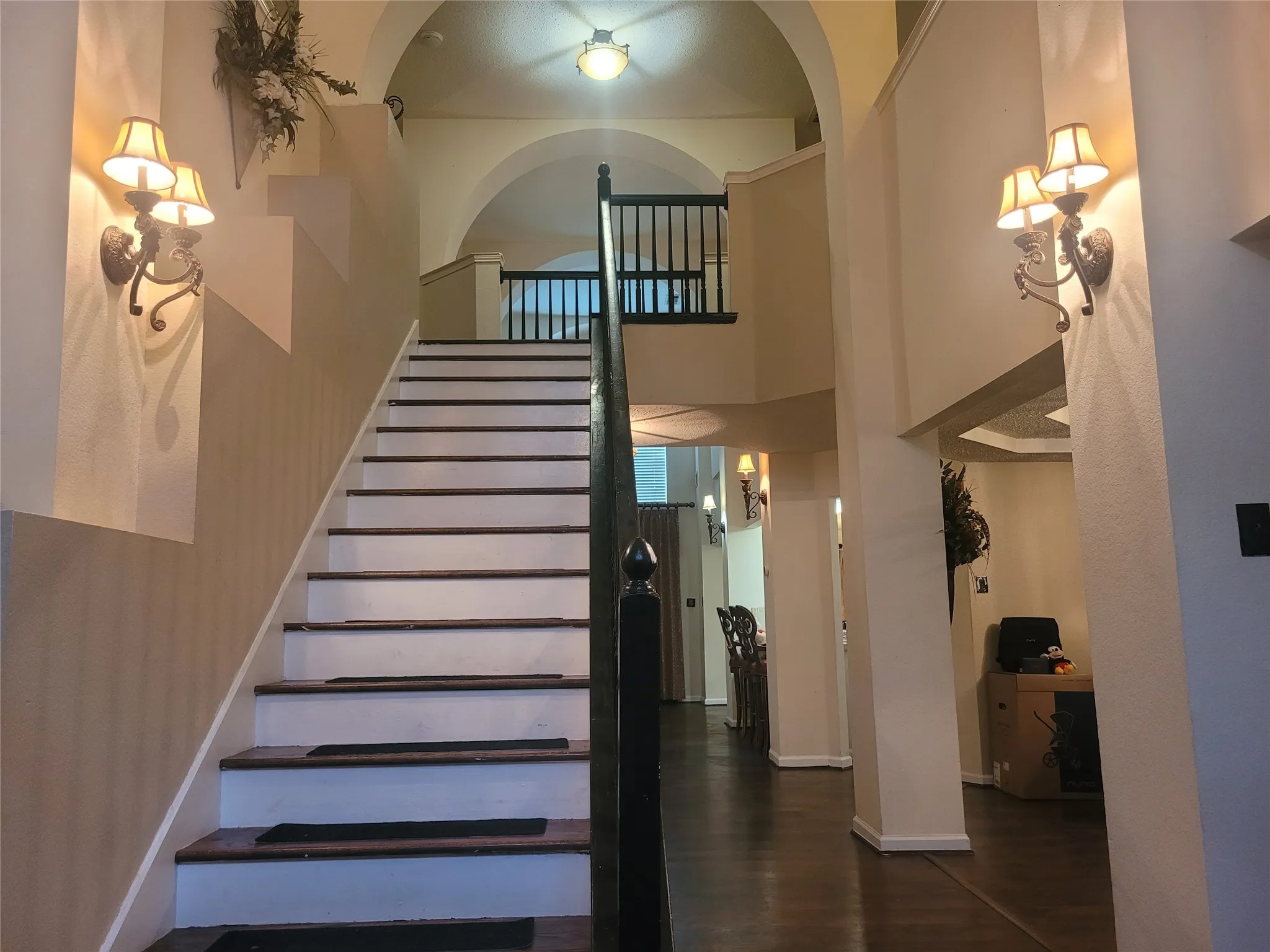Single Family Residence For Sale in Tarrant County , 6920 Danieldale Drive, Fort Worth, Texas 76137, 5 Bedroom, 3 Bathroom, 2 Garage spaces, 3,992 Sqft, built in 2002, mls#21321119, Real Estate Agent in Fort Worth, Homes For Sale in Tarrant county, Homes For Sale in Fort Worth, Realtor in Fort Worth Texas, Real Estate Brokerage Independent Realty Texas, Luminita Cordes Realtor