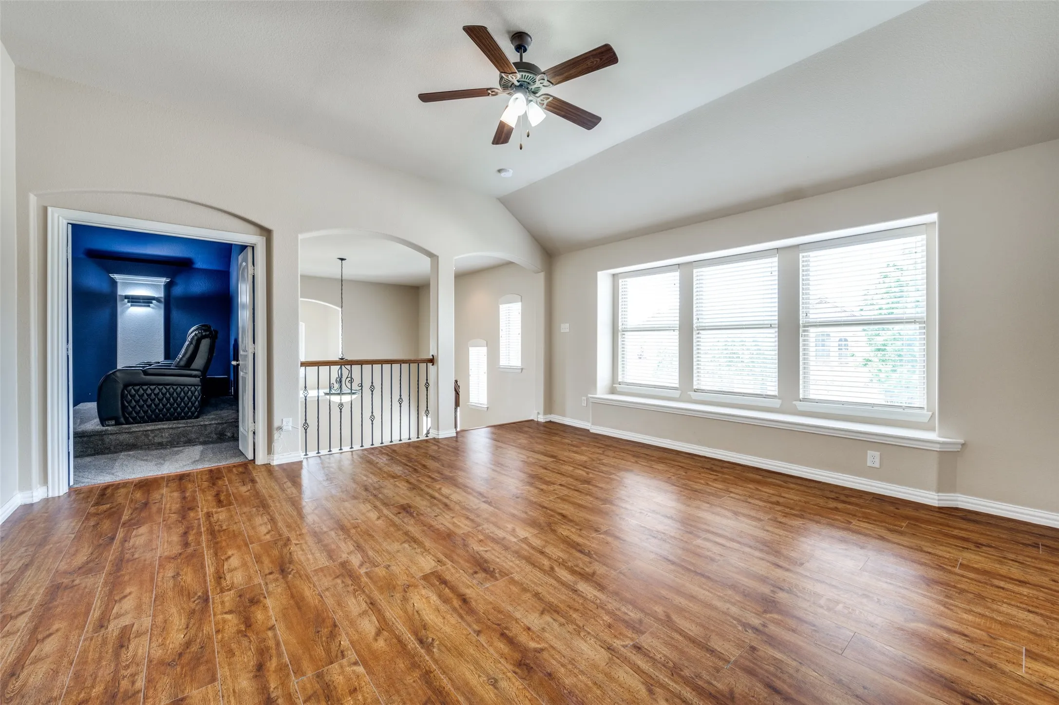 Single Family Residence For Rent in Collin County , 10632 Bolivar Drive, Mc Kinney, Texas 75072, 4 Bedroom, 4 Bathroom, 2 Garage spaces, 3,088 Sqft, built in 2008, mls#21348274, Real Estate Agent in Mc Kinney, Homes For Rent in Collin county, Homes For Rent in Mc Kinney, Realtor in Mc Kinney Texas, Real Estate Brokerage Independent Realty Texas, Luminita Cordes Realtor