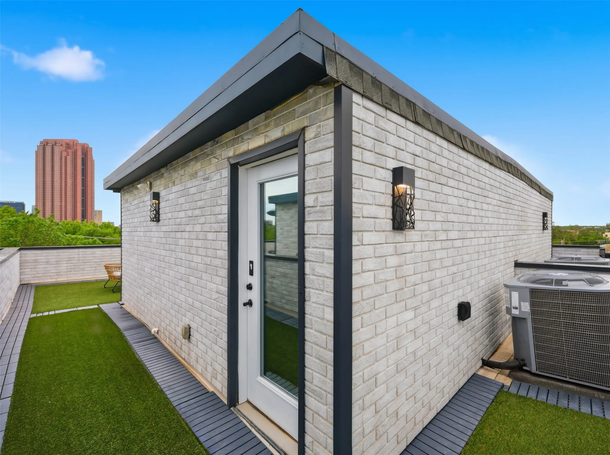 Condominium For Rent in Dallas County , 1920 Caddo Street 204, Dallas, Texas 75204, 2 Bedrooms, 3 Bathrooms, 2 Garage spaces, 1,977 Sqft, built in 2023, Price $3,350, mls#21348334, Real Estate Agent in Dallas, Homes For Rent in Dallas county, Homes For Rent in Dallas, Realtor in Dallas Texas, Real Estate Brokerage Independent Realty Texas, Luminita Cordes Realtor