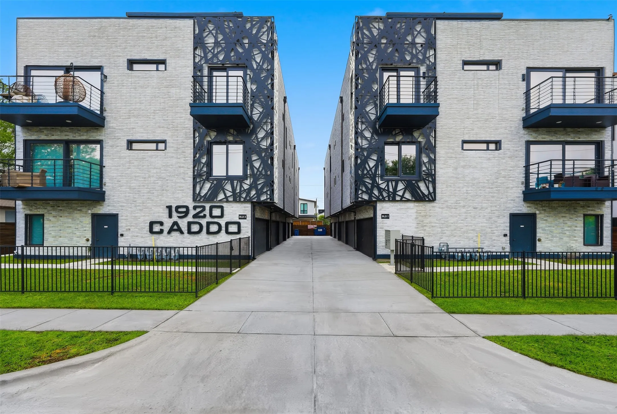 Condominium For Rent in Dallas County , 1920 Caddo Street 204, Dallas, Texas 75204, 2 Bedrooms, 3 Bathrooms, 2 Garage spaces, 1,977 Sqft, built in 2023, Price $3,350, mls#21348334, Real Estate Agent in Dallas, Homes For Rent in Dallas county, Homes For Rent in Dallas, Realtor in Dallas Texas, Real Estate Brokerage Independent Realty Texas, Luminita Cordes Realtor