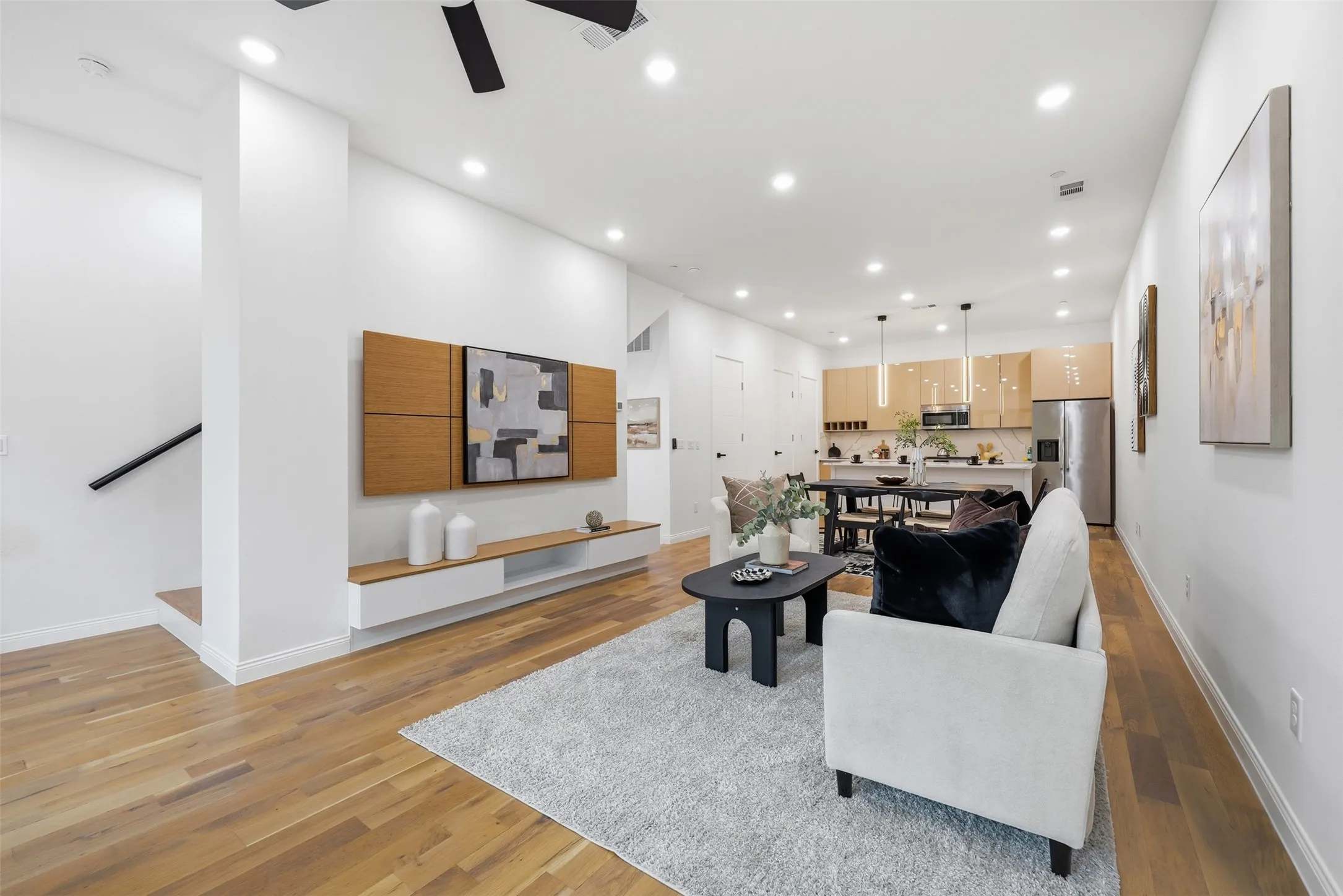 Condominium For Rent in Dallas County , 1920 Caddo Street 204, Dallas, Texas 75204, 2 Bedrooms, 3 Bathrooms, 2 Garage spaces, 1,977 Sqft, built in 2023, Price $3,350, mls#21348334, Real Estate Agent in Dallas, Homes For Rent in Dallas county, Homes For Rent in Dallas, Realtor in Dallas Texas, Real Estate Brokerage Independent Realty Texas, Luminita Cordes Realtor