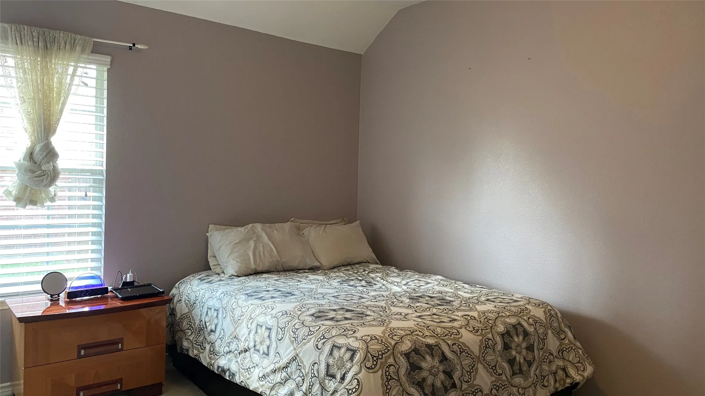Single Family Residence For Sale in Collin County , 1326 Kingsley Court, Allen, Texas 75013, 4 Bedroom, 2 Bathroom, 2 Garage spaces, 2,209 Sqft, built in 2002, mls#21348341, Real Estate Agent in Allen, Homes For Sale in Collin county, Homes For Sale in Allen, Realtor in Allen Texas, Real Estate Brokerage Independent Realty Texas, Luminita Cordes Realtor