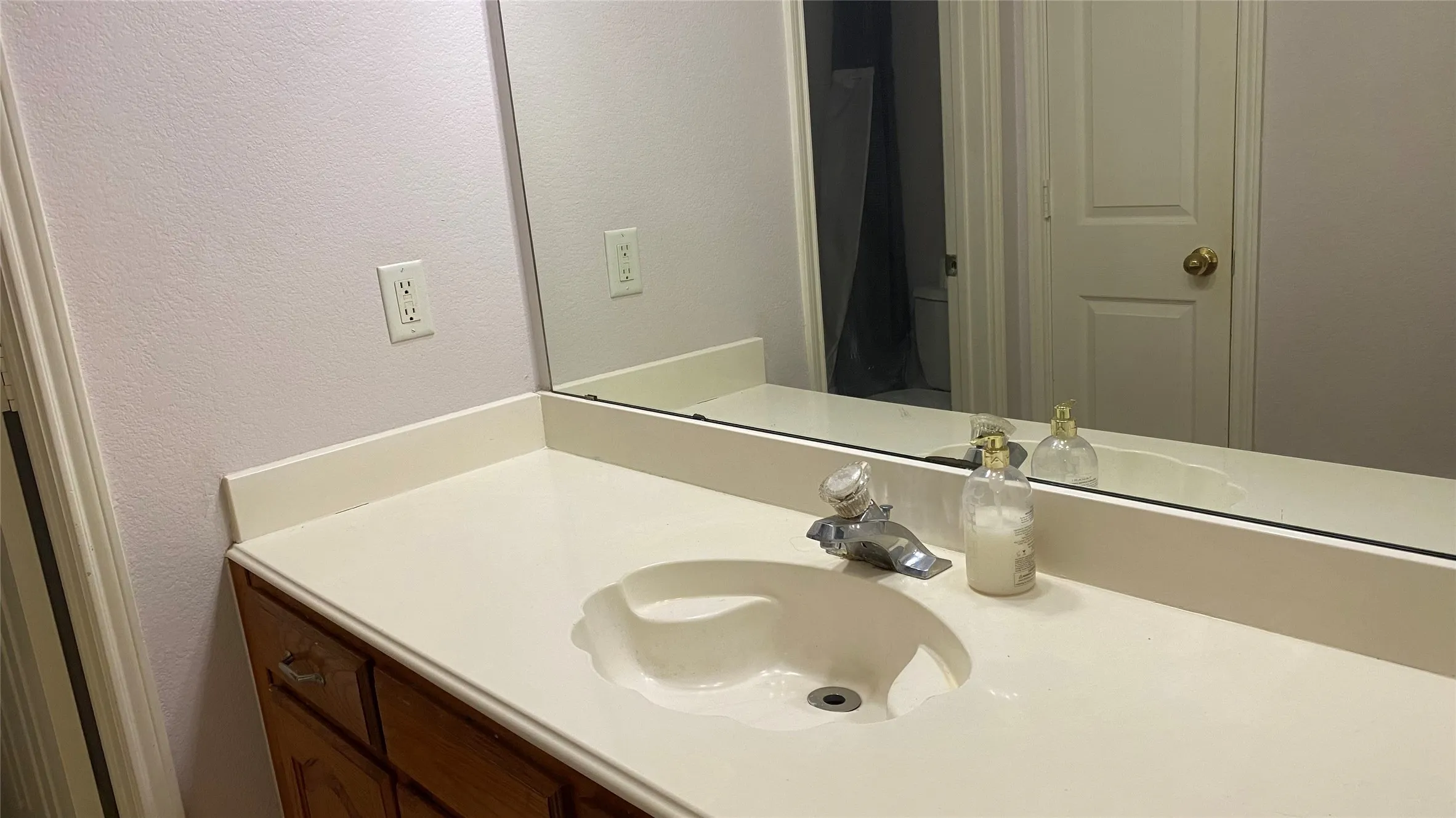Single Family Residence For Sale in Collin County , 1326 Kingsley Court, Allen, Texas 75013, 4 Bedroom, 2 Bathroom, 2 Garage spaces, 2,209 Sqft, built in 2002, mls#21348341, Real Estate Agent in Allen, Homes For Sale in Collin county, Homes For Sale in Allen, Realtor in Allen Texas, Real Estate Brokerage Independent Realty Texas, Luminita Cordes Realtor