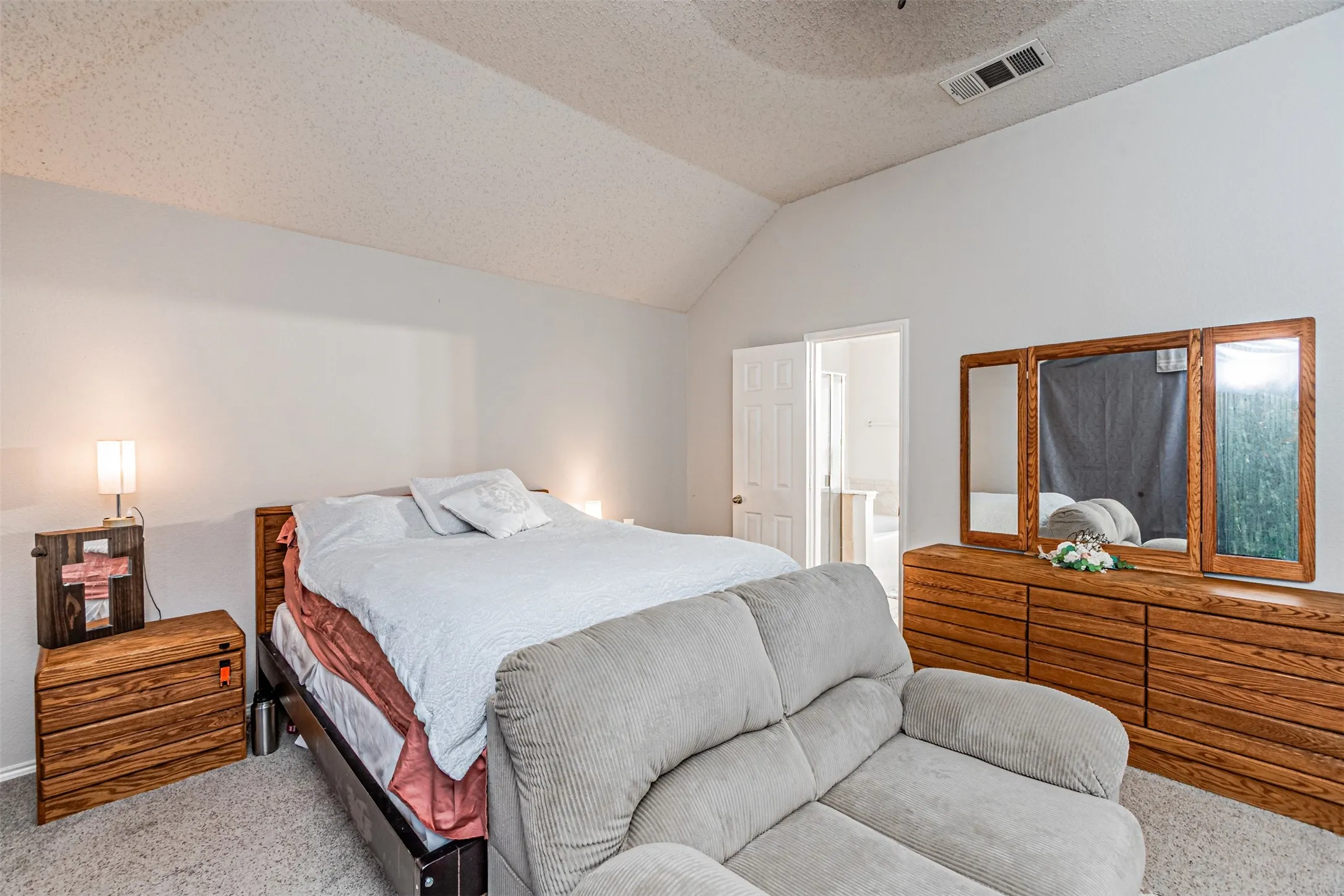 Master Bedroom has walk-in closet