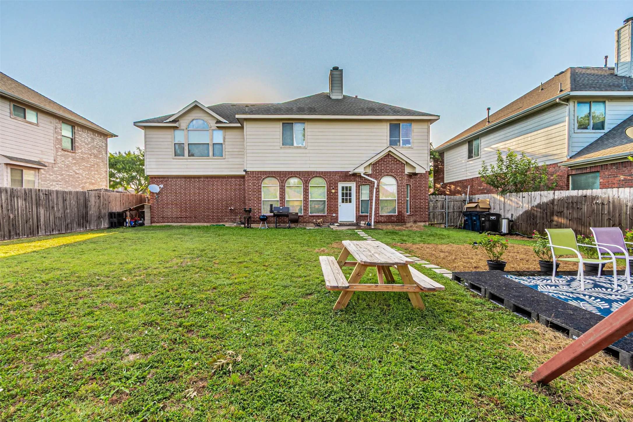 Single Family Residence For Sale in Tarrant County , 8504 Saffron Drive, Fort Worth, Texas 76123, 3 Bedroom, 3 Bathroom, 2 Garage spaces, 2,087 Sqft, built in 2002, Price $337,000, mls#21348202, Real Estate Agent in Fort Worth, Homes For Sale in Tarrant county, Homes For Sale in Fort Worth, Realtor in Fort Worth Texas, Real Estate Brokerage Independent Realty Texas, Luminita Cordes Realtor