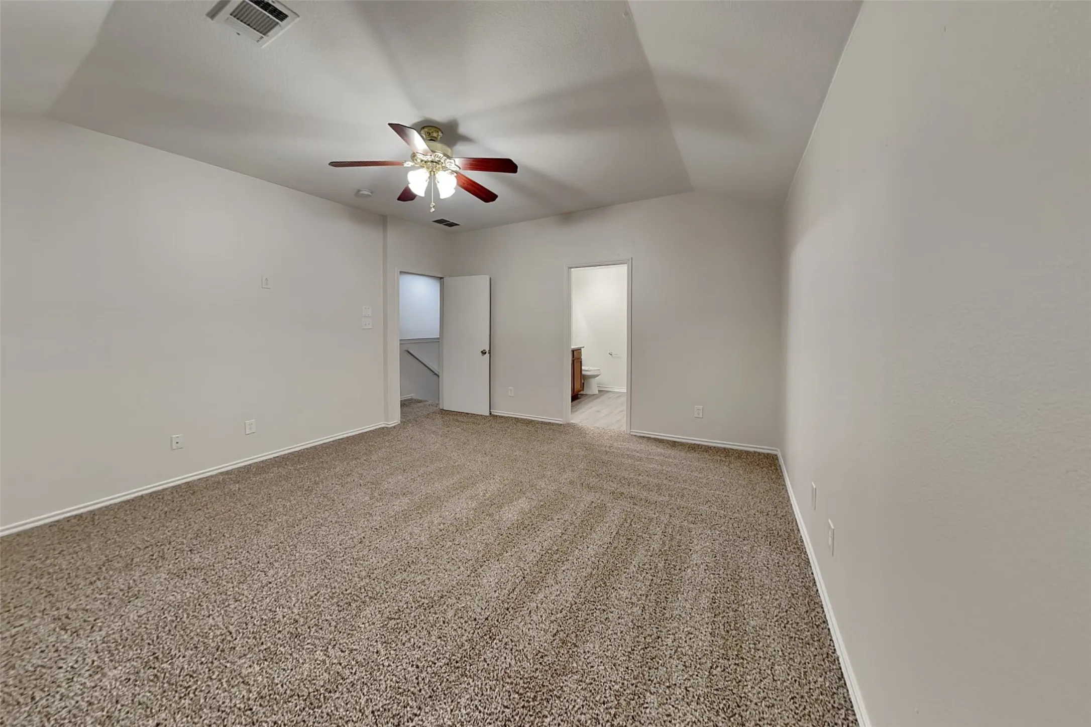 Single Family Residence For Rent in Collin County , 3203 Kingsbrook Drive, Wylie, Texas 75098, 4 Bedroom, 3 Bathroom, 2 Garage spaces, 2,072 Sqft, built in 2002, mls#21348339, Real Estate Agent in Wylie, Homes For Rent in Collin county, Homes For Rent in Wylie, Realtor in Wylie Texas, Real Estate Brokerage Independent Realty Texas, Luminita Cordes Realtor