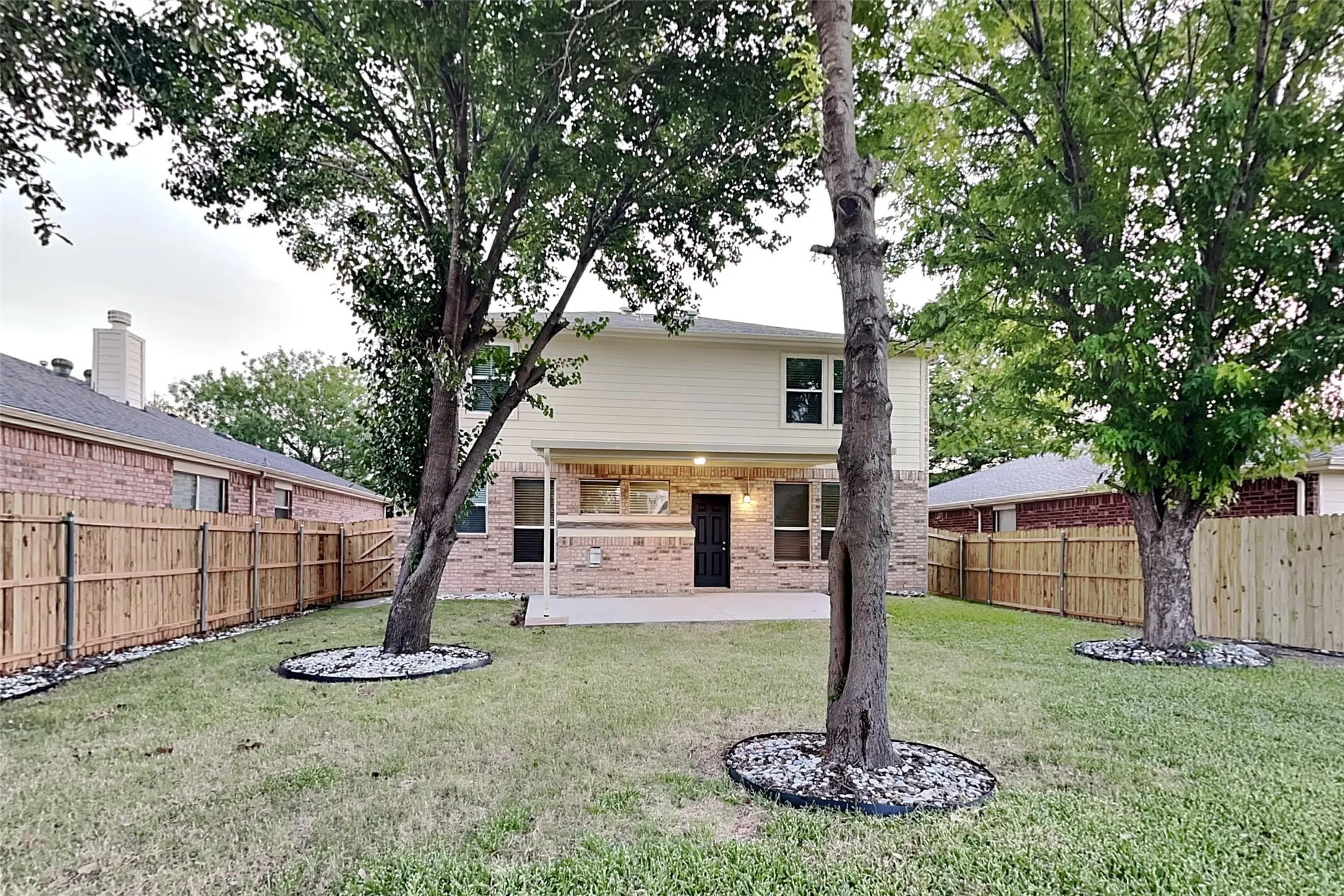 Single Family Residence For Rent in Collin County , 3203 Kingsbrook Drive, Wylie, Texas 75098, 4 Bedroom, 3 Bathroom, 2 Garage spaces, 2,072 Sqft, built in 2002, mls#21348339, Real Estate Agent in Wylie, Homes For Rent in Collin county, Homes For Rent in Wylie, Realtor in Wylie Texas, Real Estate Brokerage Independent Realty Texas, Luminita Cordes Realtor
