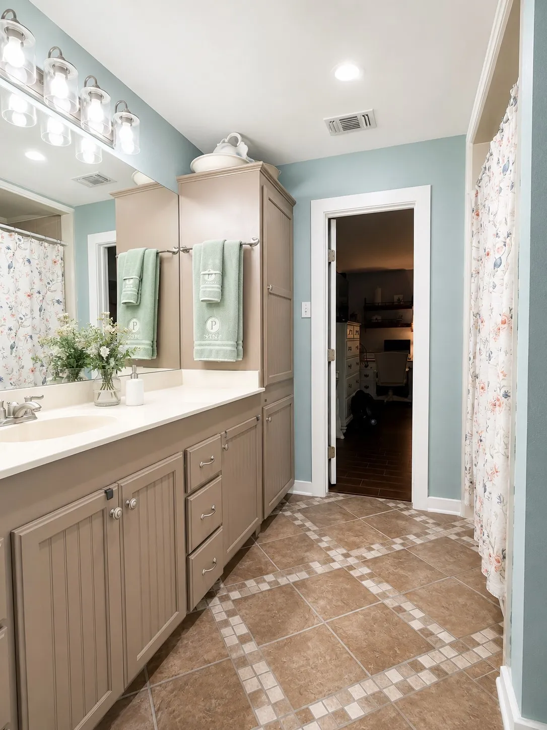 Single Family Residence For Sale in Van Zandt County , 271 VZ County Road 1213, Canton, Texas 75103, 3 Bedroom, 2 Bathroom, Garage spaces, 1,920 Sqft, built in 2003, mls#21348051, Real Estate Agent in Canton, Homes For Sale in Van Zandt county, Homes For Sale in Canton, Realtor in Canton Texas, Real Estate Brokerage Independent Realty Texas, Luminita Cordes Realtor