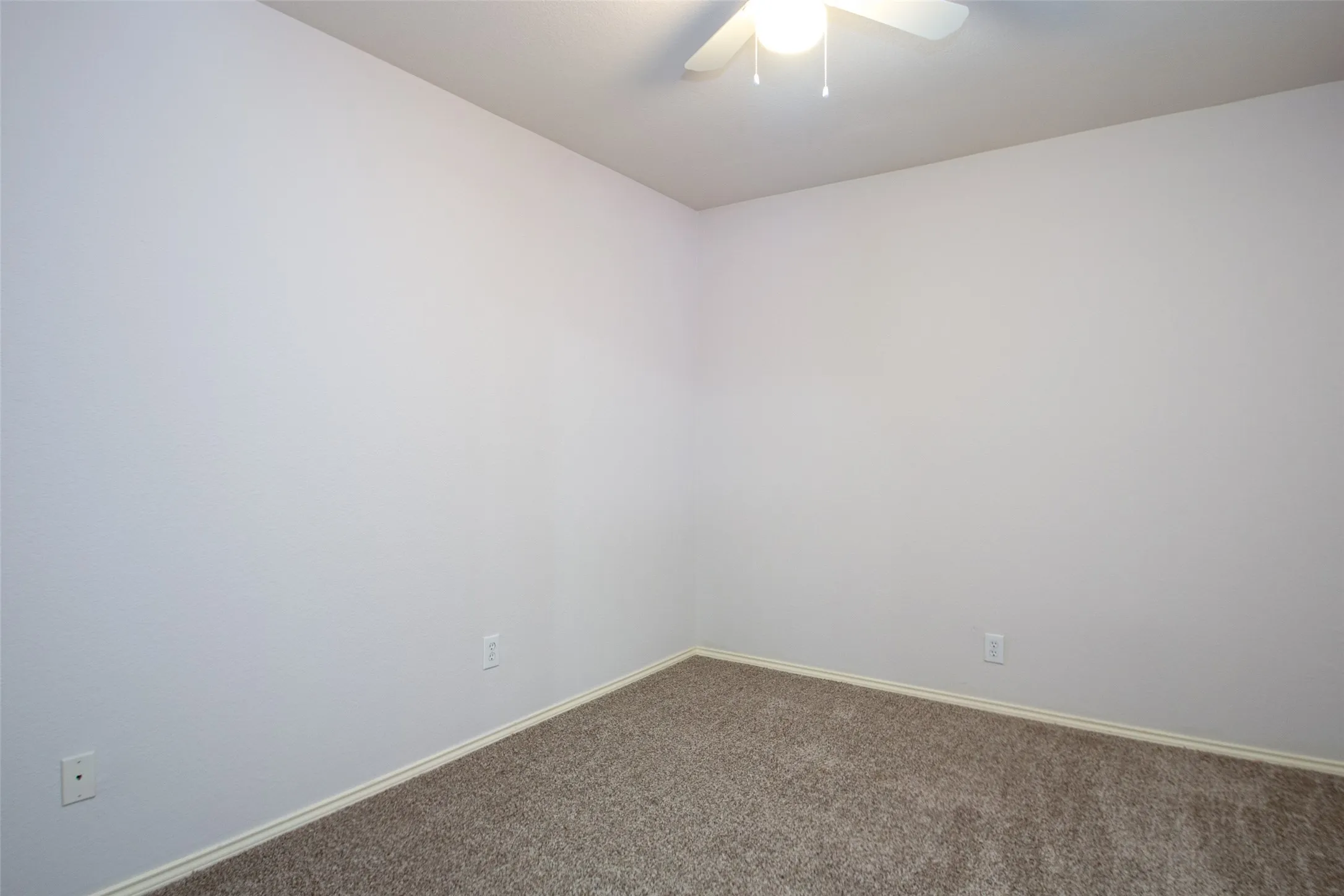 Townhouse For Rent in Denton County , 7049 Van Gogh Drive, Plano, Texas 75093, 3 Bedroom, 4 Bathroom, 2 Garage spaces, 1,939 Sqft, built in 2001, mls#21348360, Real Estate Agent in Plano, Homes For Rent in Denton county, Homes For Rent in Plano, Realtor in Plano Texas, Real Estate Brokerage Independent Realty Texas, Luminita Cordes Realtor