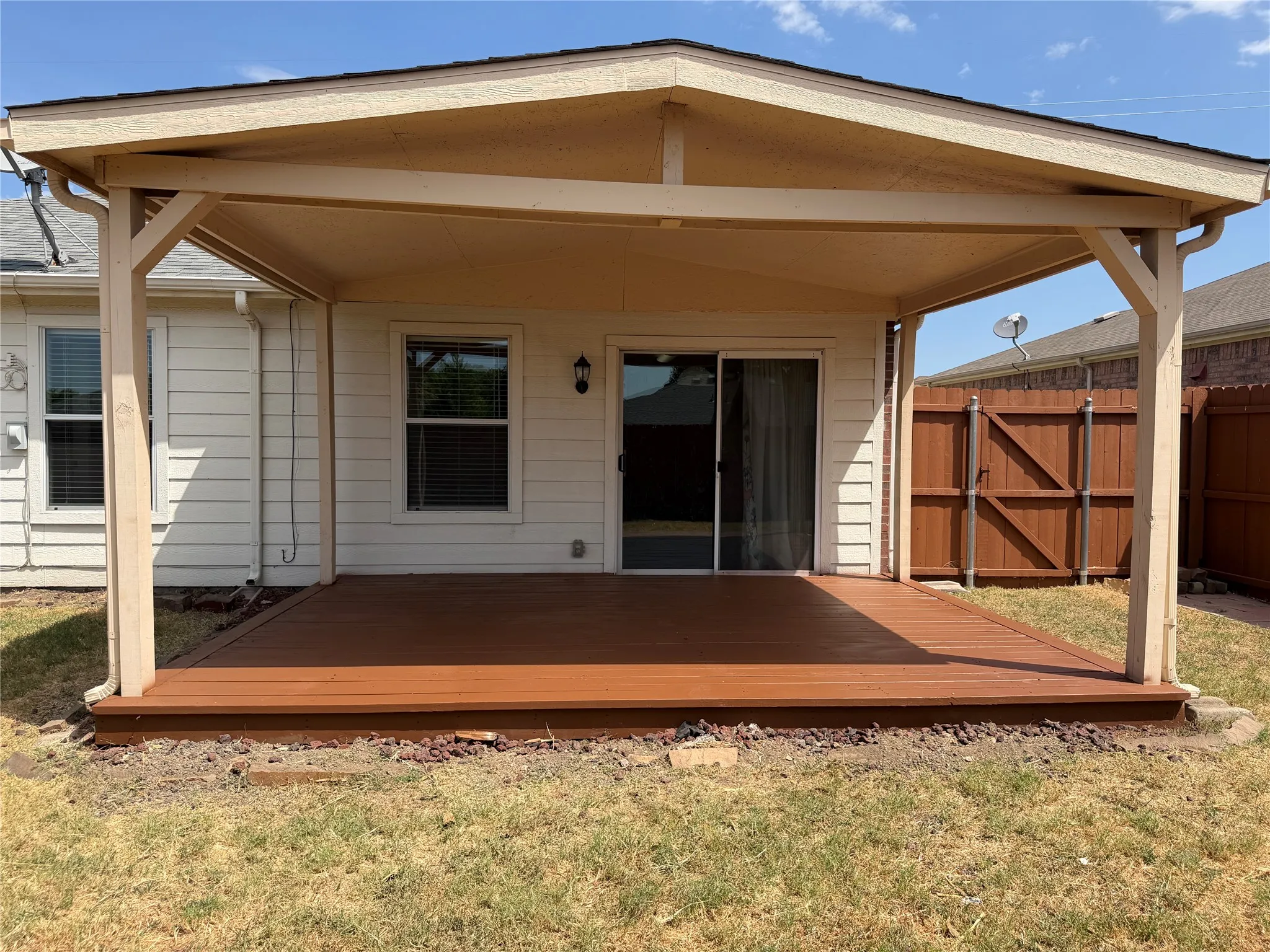 Single Family Residence For Rent in Grayson County , 4514 Quail Run Road, Sherman, Texas 75092, 3 Bedroom, 2 Bathroom, Garage spaces, 1,406 Sqft, built in 2007, mls#21348363, Real Estate Agent in Sherman, Homes For Rent in Grayson county, Homes For Rent in Sherman, Realtor in Sherman Texas, Real Estate Brokerage Independent Realty Texas, Luminita Cordes Realtor