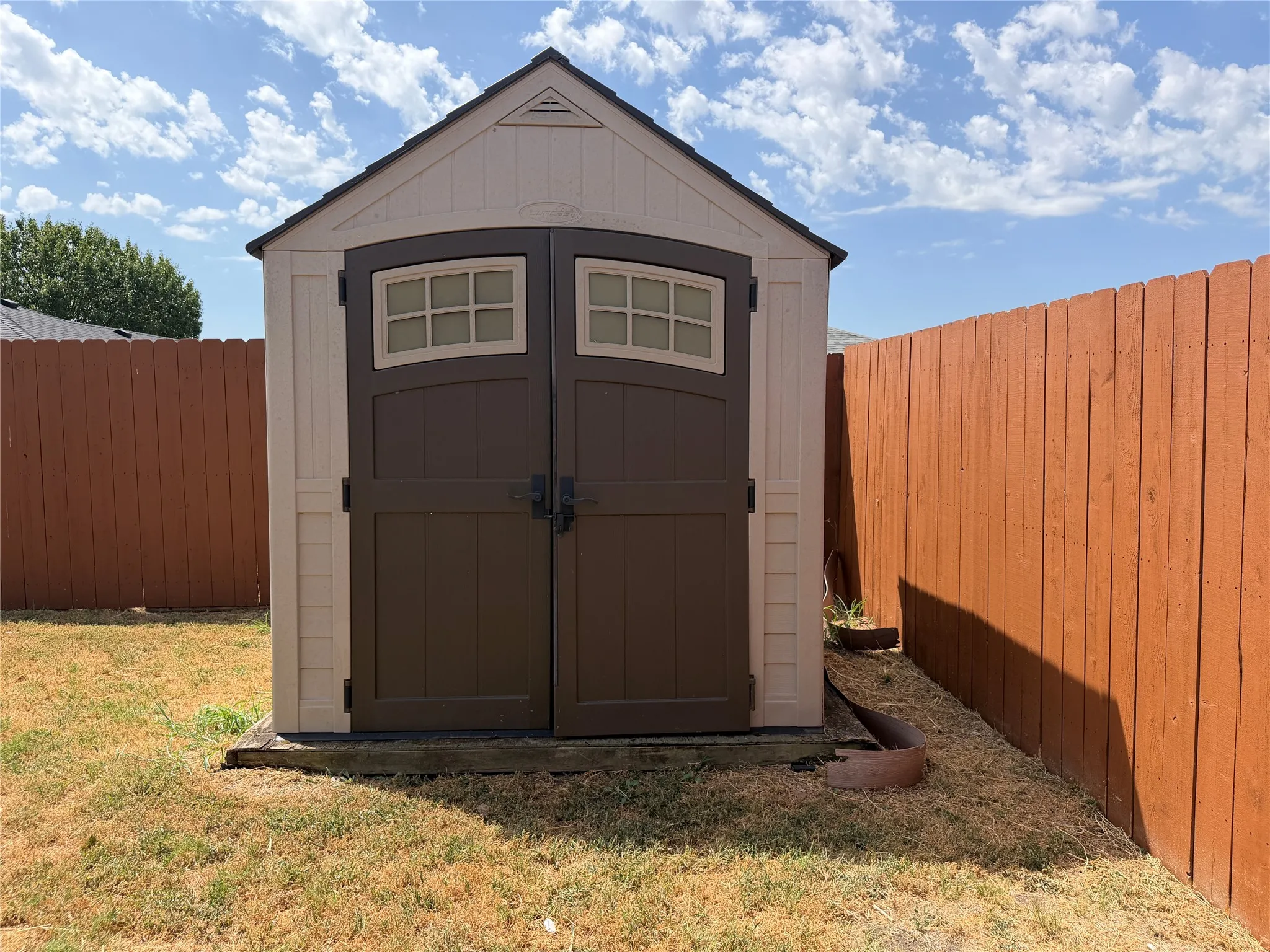 Single Family Residence For Rent in Grayson County , 4514 Quail Run Road, Sherman, Texas 75092, 3 Bedroom, 2 Bathroom, Garage spaces, 1,406 Sqft, built in 2007, mls#21348363, Real Estate Agent in Sherman, Homes For Rent in Grayson county, Homes For Rent in Sherman, Realtor in Sherman Texas, Real Estate Brokerage Independent Realty Texas, Luminita Cordes Realtor