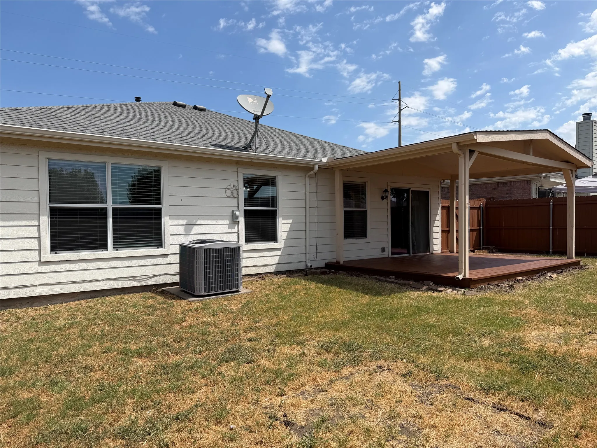 Single Family Residence For Rent in Grayson County , 4514 Quail Run Road, Sherman, Texas 75092, 3 Bedroom, 2 Bathroom, Garage spaces, 1,406 Sqft, built in 2007, mls#21348363, Real Estate Agent in Sherman, Homes For Rent in Grayson county, Homes For Rent in Sherman, Realtor in Sherman Texas, Real Estate Brokerage Independent Realty Texas, Luminita Cordes Realtor
