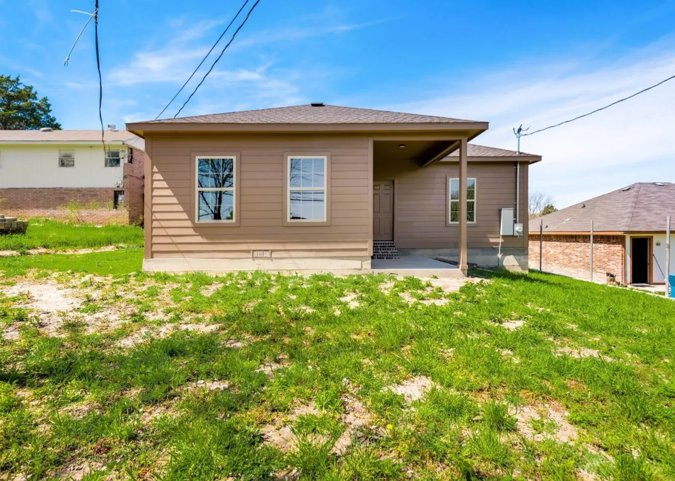 Single Family Residence For Sale in Dallas County , 6342 Teague Drive, Dallas, Texas 75241, 3 Bedroom, 2 Bathroom, 1 Garage spaces, 1,774 Sqft, built in 2023, Price $279,999, mls#21348385, Real Estate Agent in Dallas, Homes For Sale in Dallas county, Homes For Sale in Dallas, Realtor in Dallas Texas, Real Estate Brokerage Independent Realty Texas, Luminita Cordes Realtor